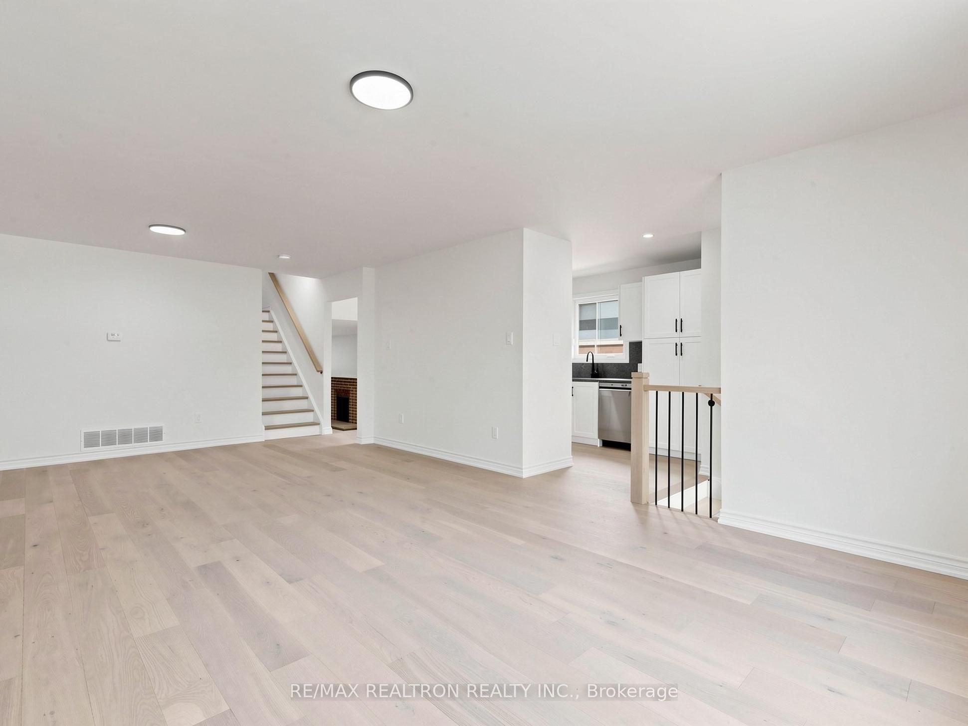 20 Harnworth Drive, Toronto, ON M2H 3C2 photo 5