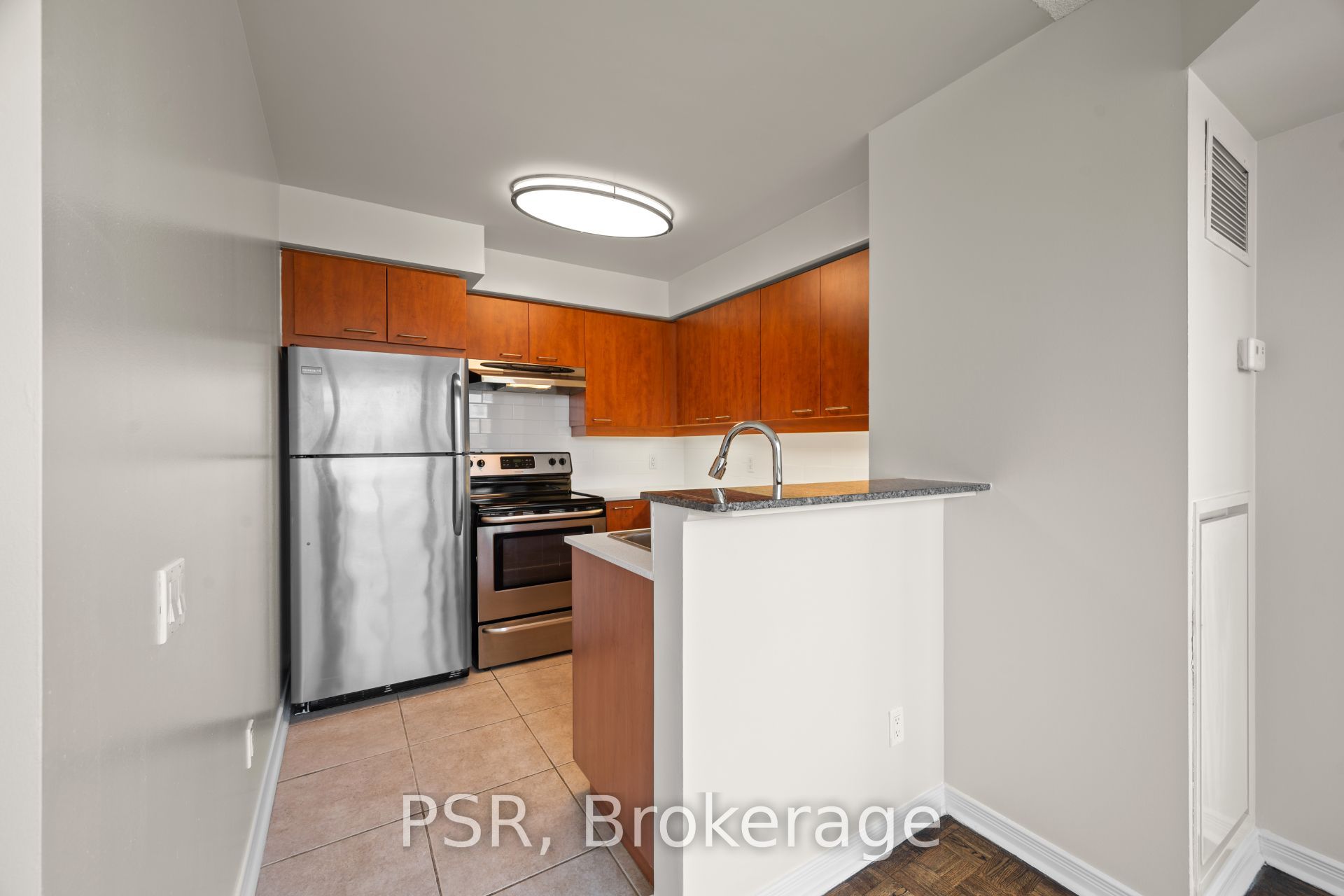 515 Rosewell Avenue 309, Toronto, ON M4R 2J3 photo 5