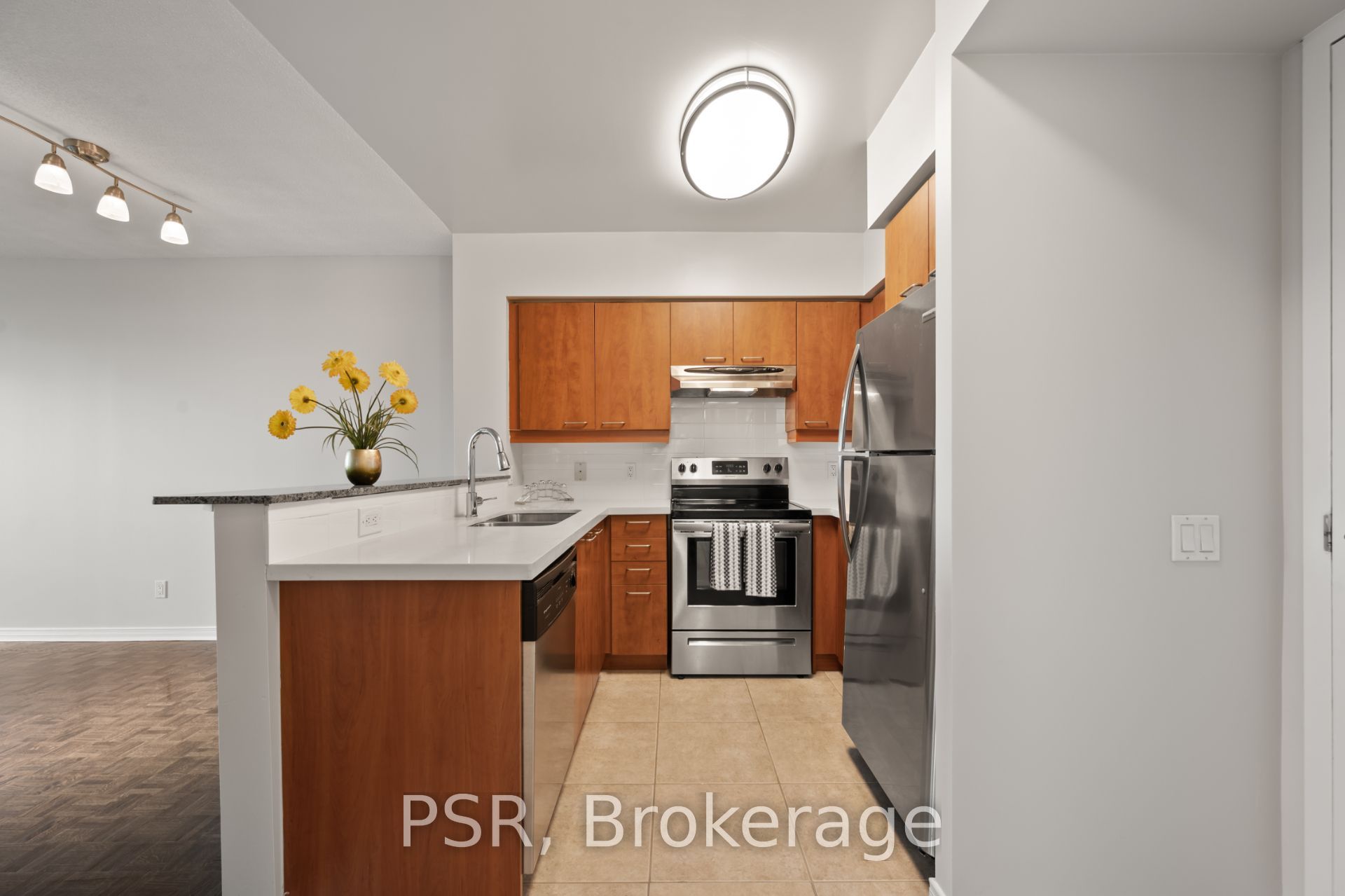515 Rosewell Avenue 311, Toronto, ON M4R 2J3 photo 3