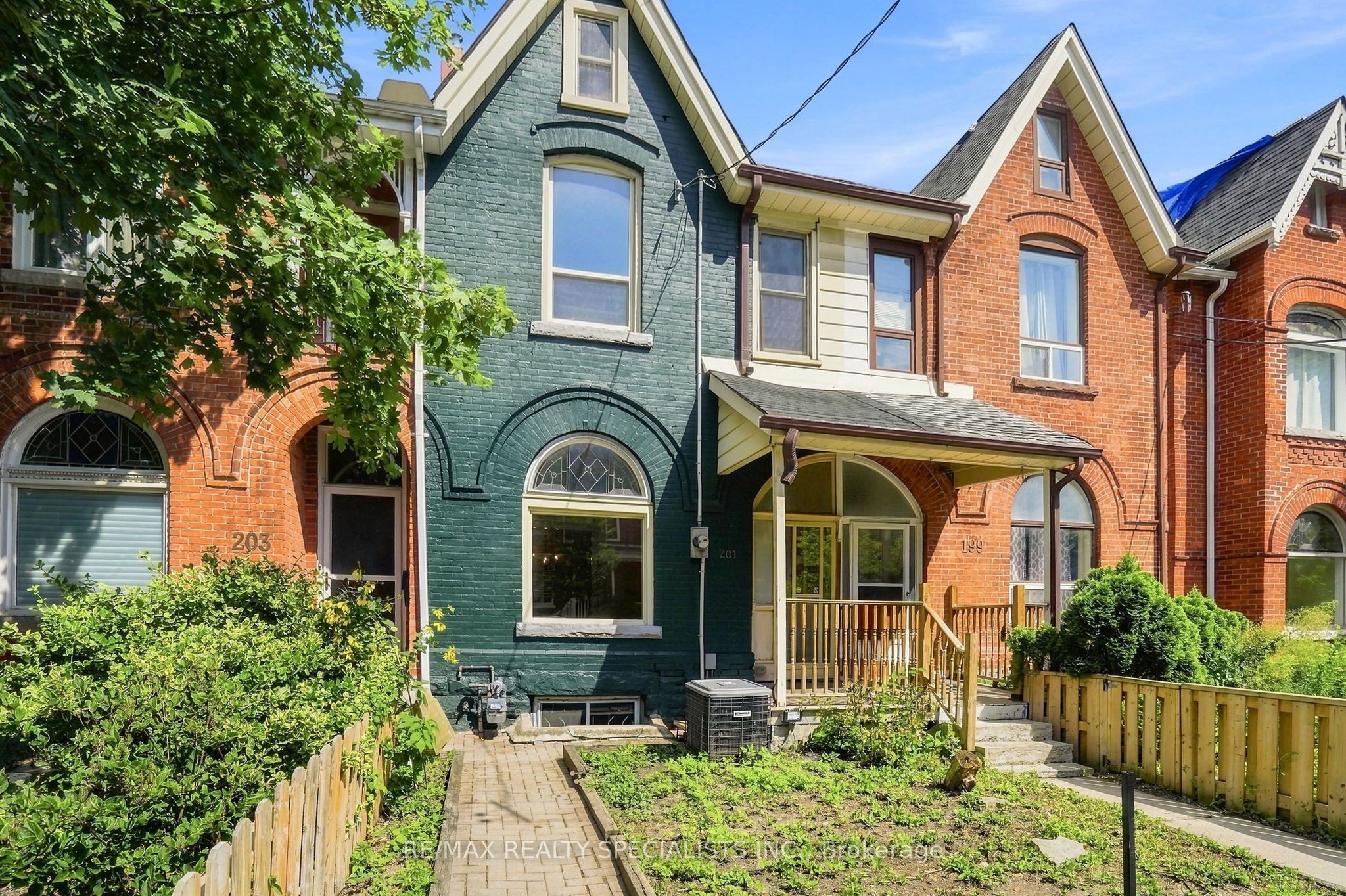 201 Concord Avenue, Toronto, ON M6H 2P2 photo 3