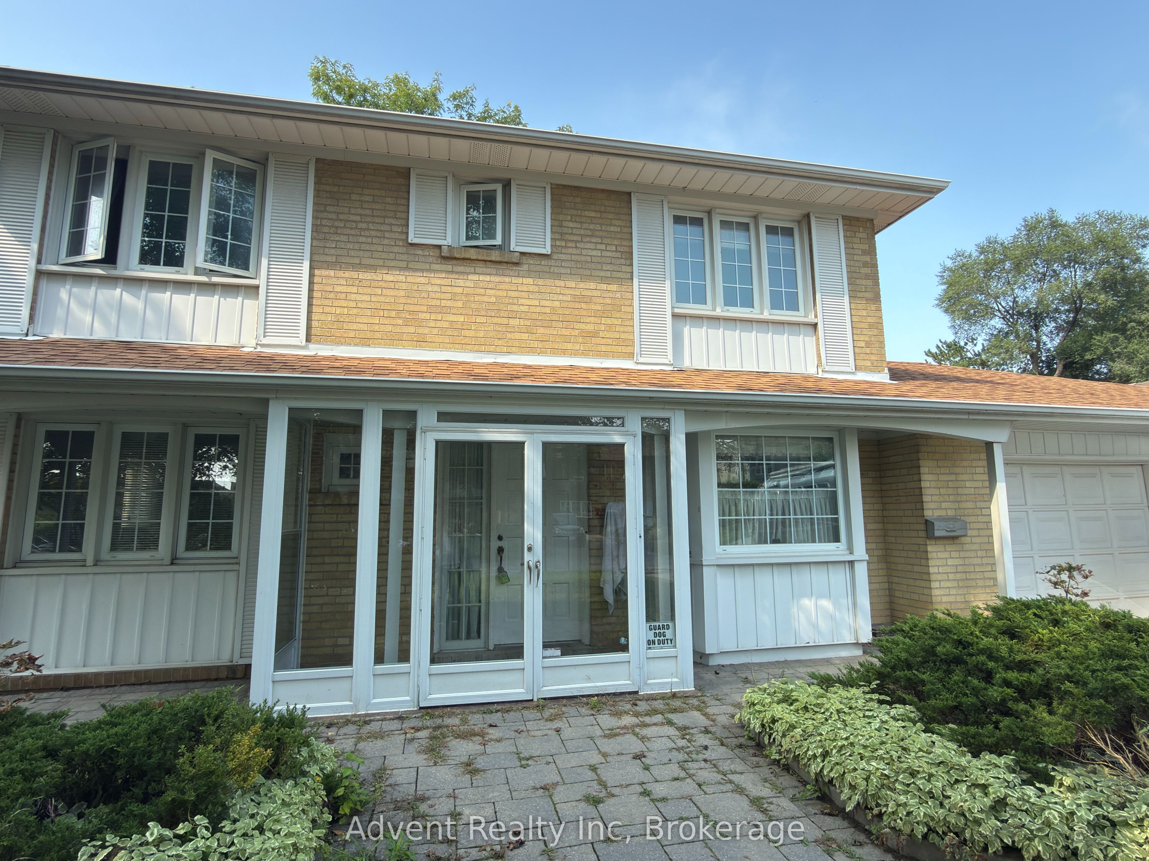 73 Overbank Crescent, Toronto, ON M3A 1W1 photo 4