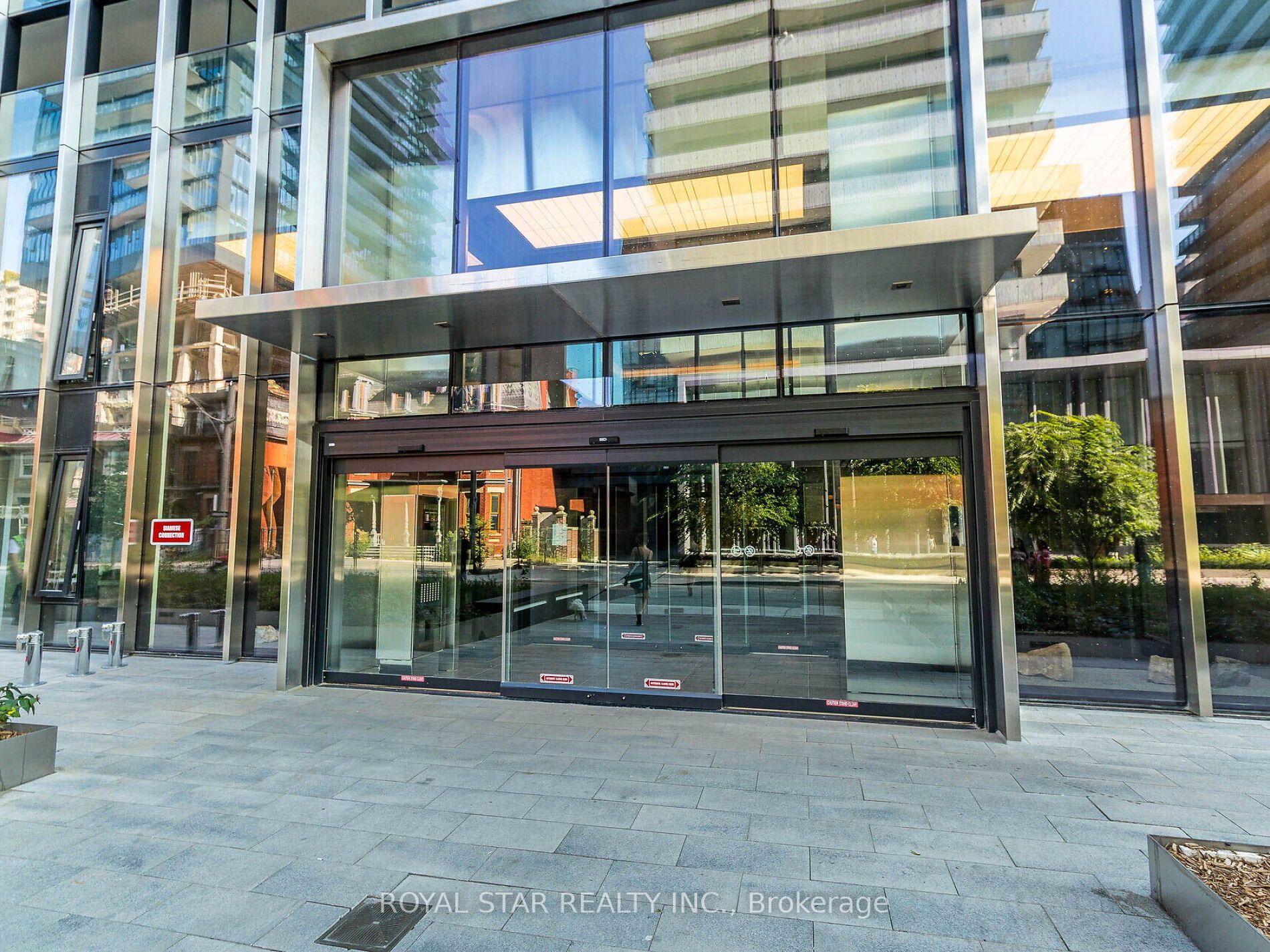 55 Charles Street E 2706, Toronto, ON M4Y 0J1 photo 3
