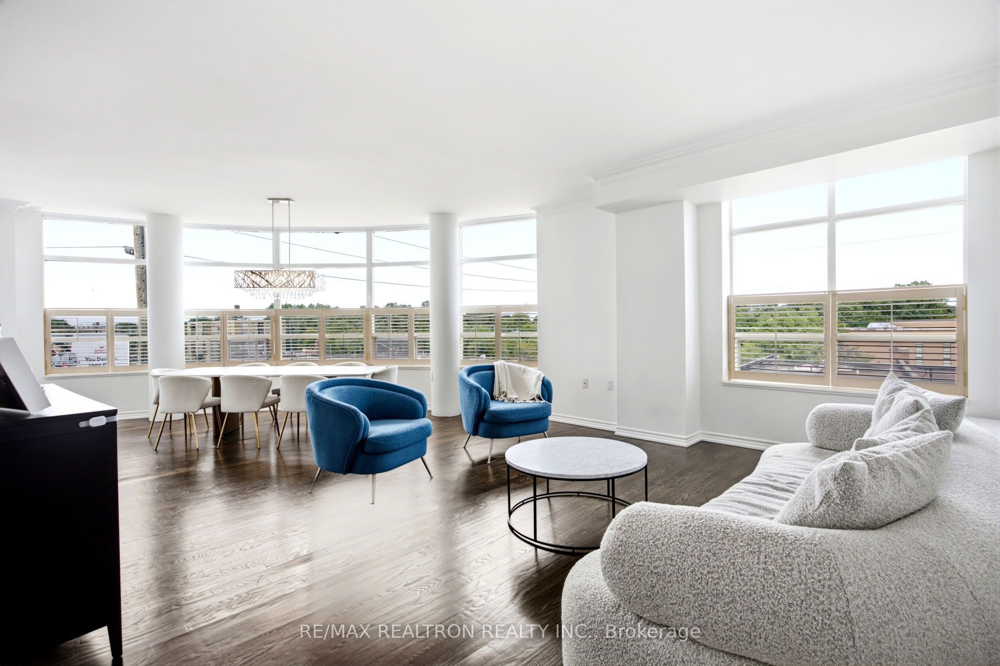 1 Glen Park Avenue 304, Toronto, ON M6B 4M5 photo 2