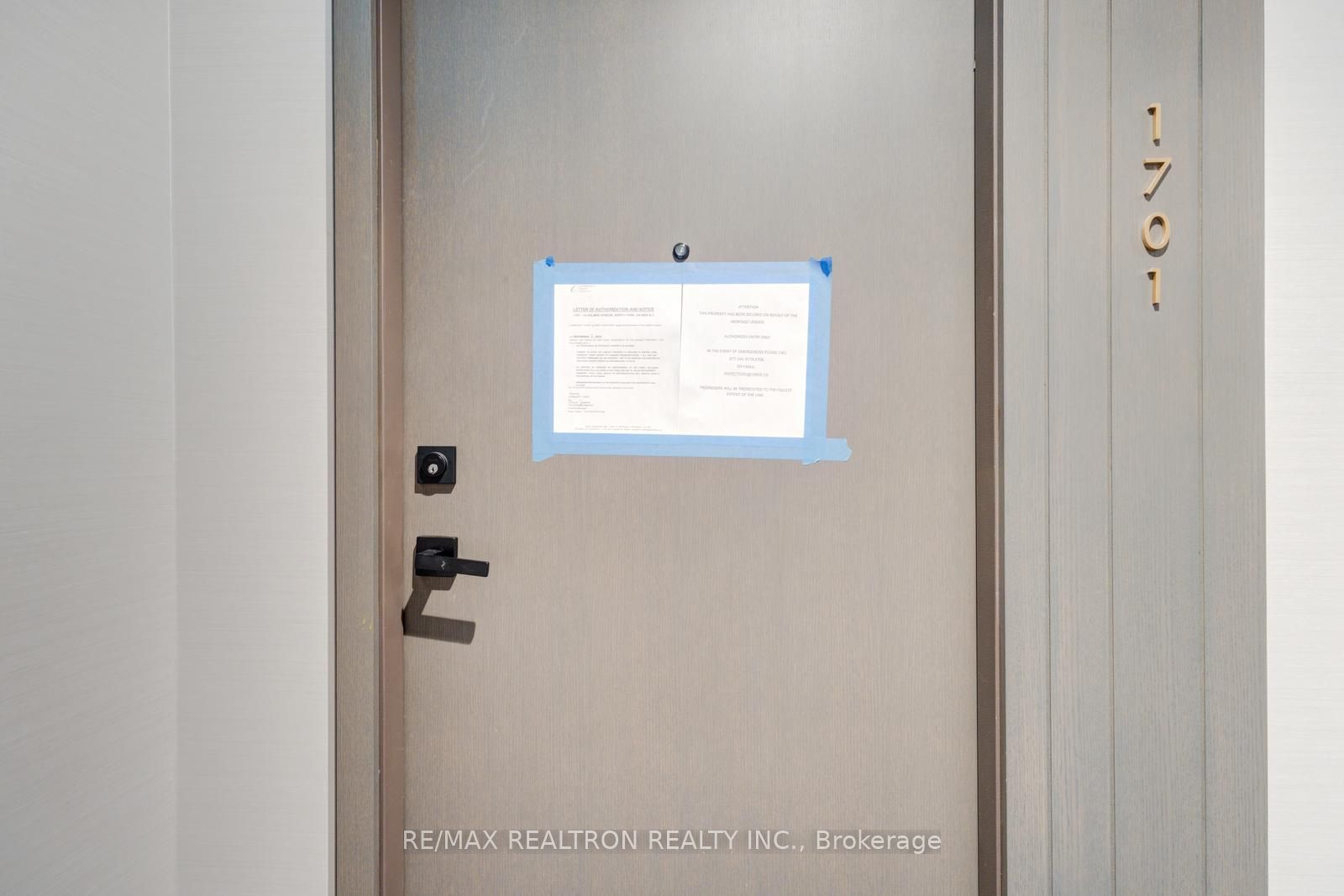 15 Holmes Avenue 1701, Toronto, ON M2N 0L4 photo 5