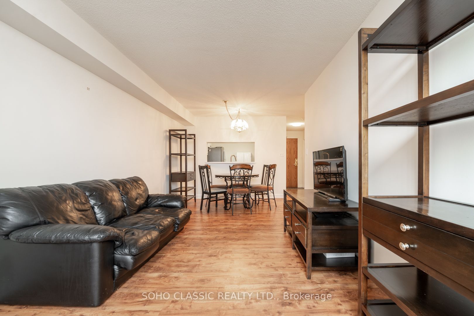 1700 Eglinton Avenue E 809, Toronto, ON M4A 2X4 photo 4
