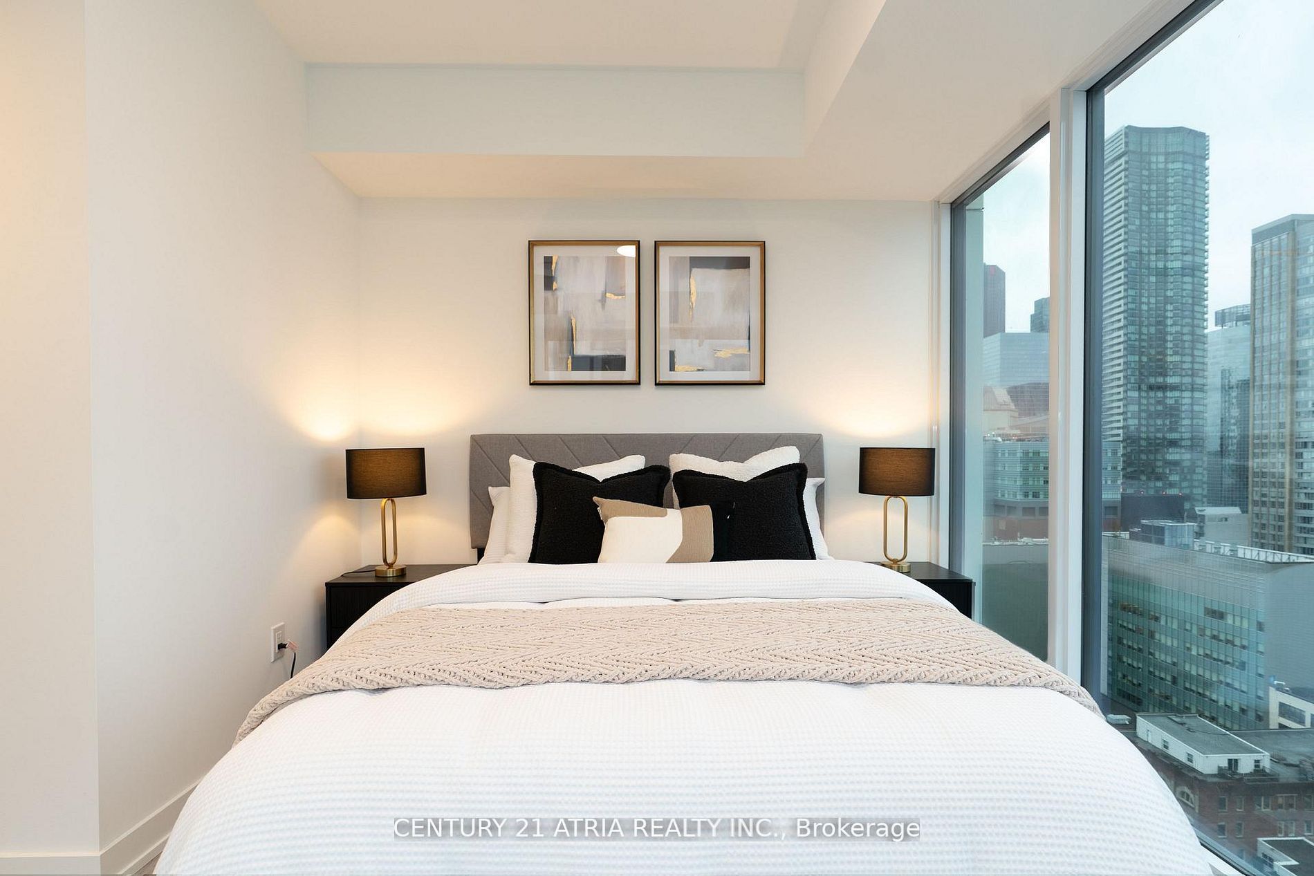 252 Church Street 2303, Toronto, ON M5B 0E6 photo 5