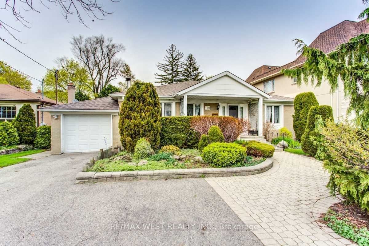 170 Newton Drive, Toronto, ON M2M 2N7
