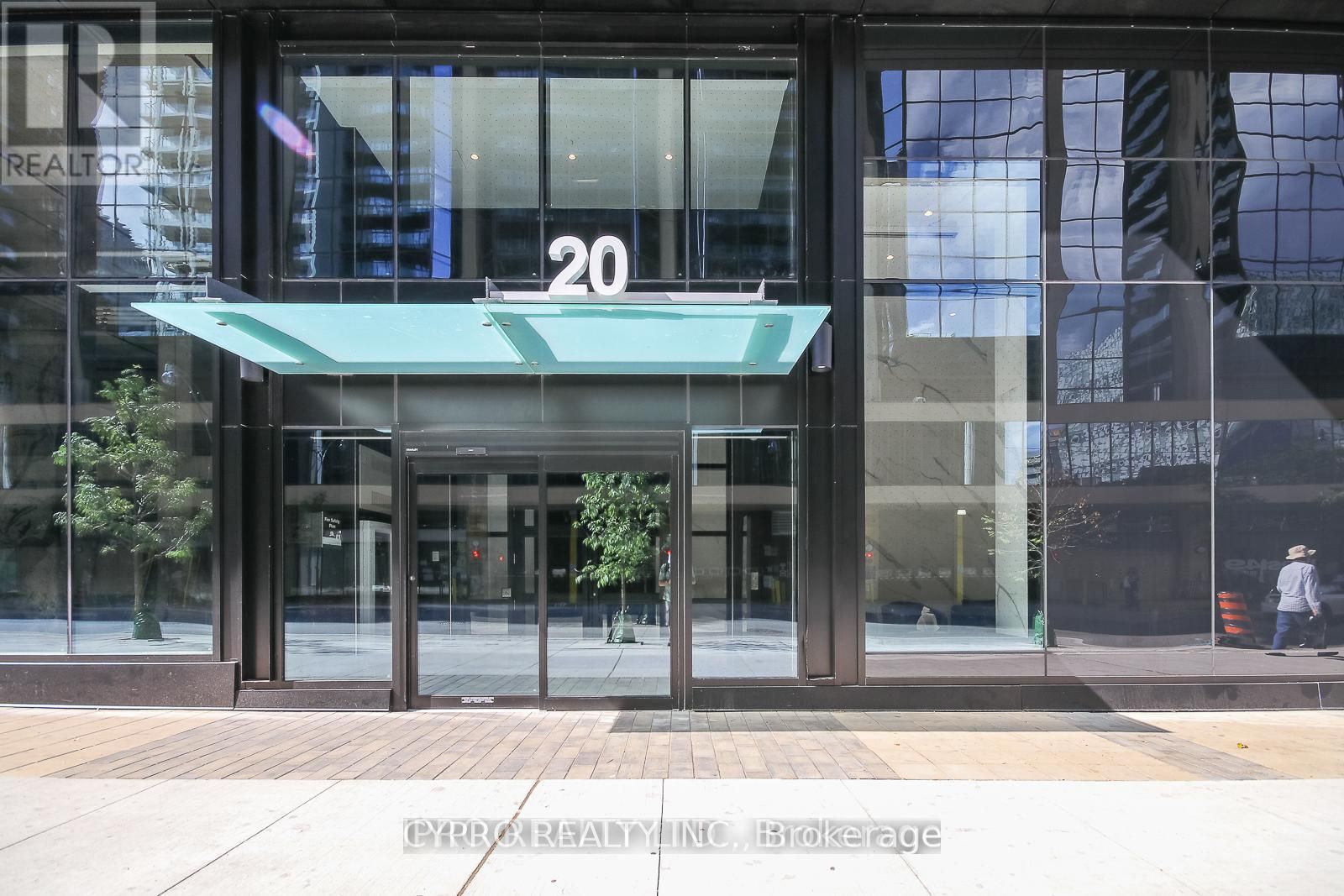 20 Edward Street 2508, Toronto, ON M5G 0C5 photo 2
