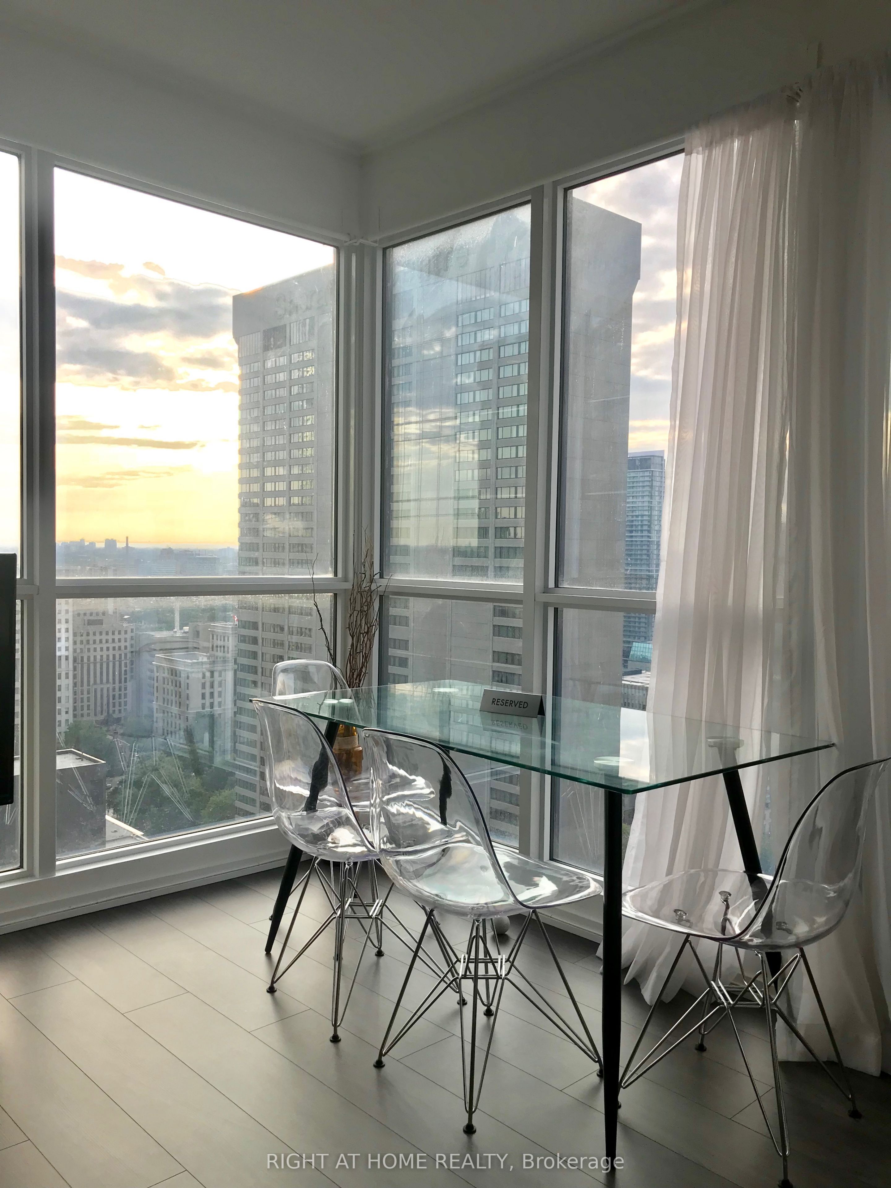 70 Temperance Street 3015, Toronto, ON M5H 4E8 photo 5