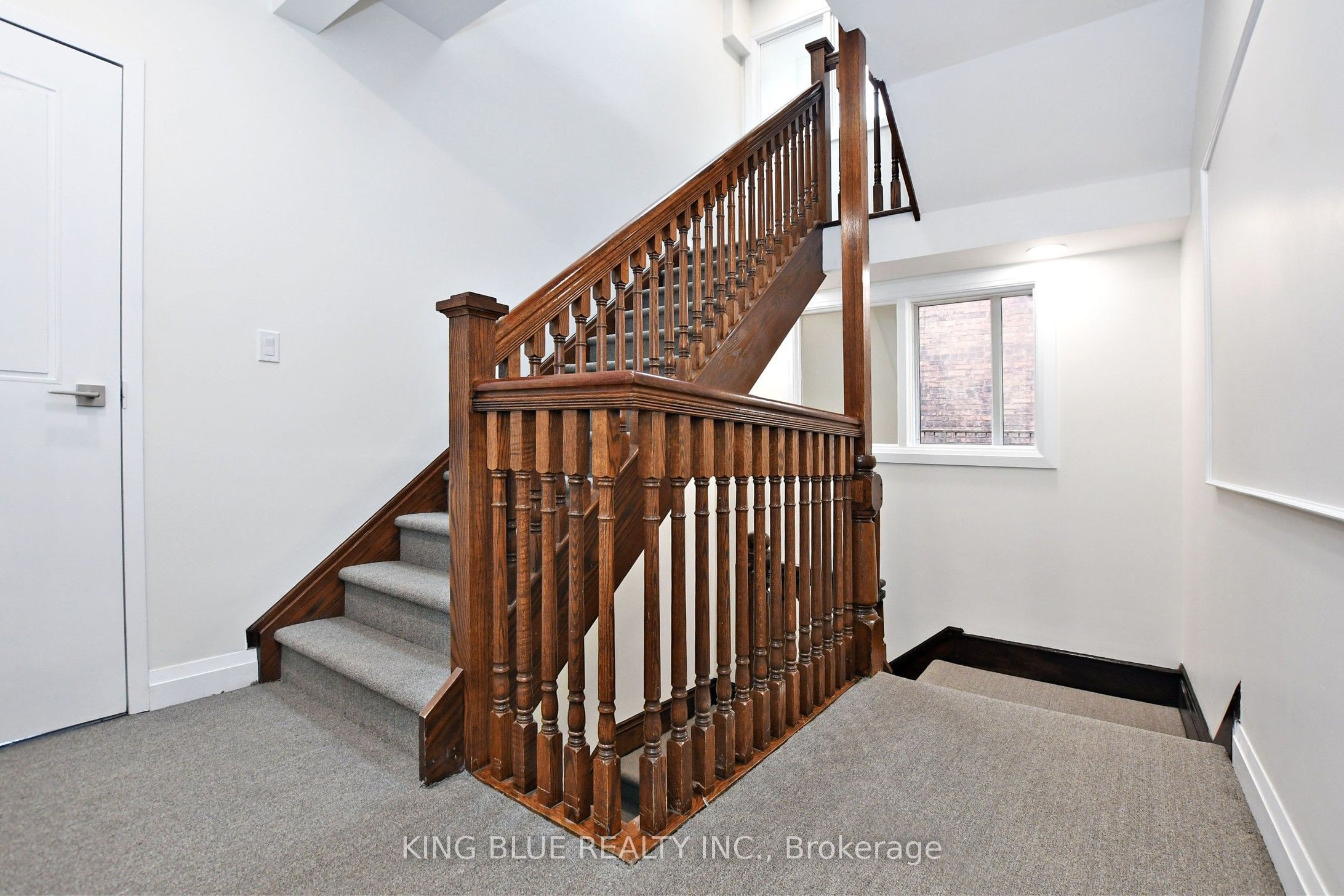 161 Madison Avenue B, Toronto, ON M5R 2S6 photo 5