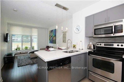 8 Scollard Street S 605, Toronto, ON M5R 1M2 photo 3