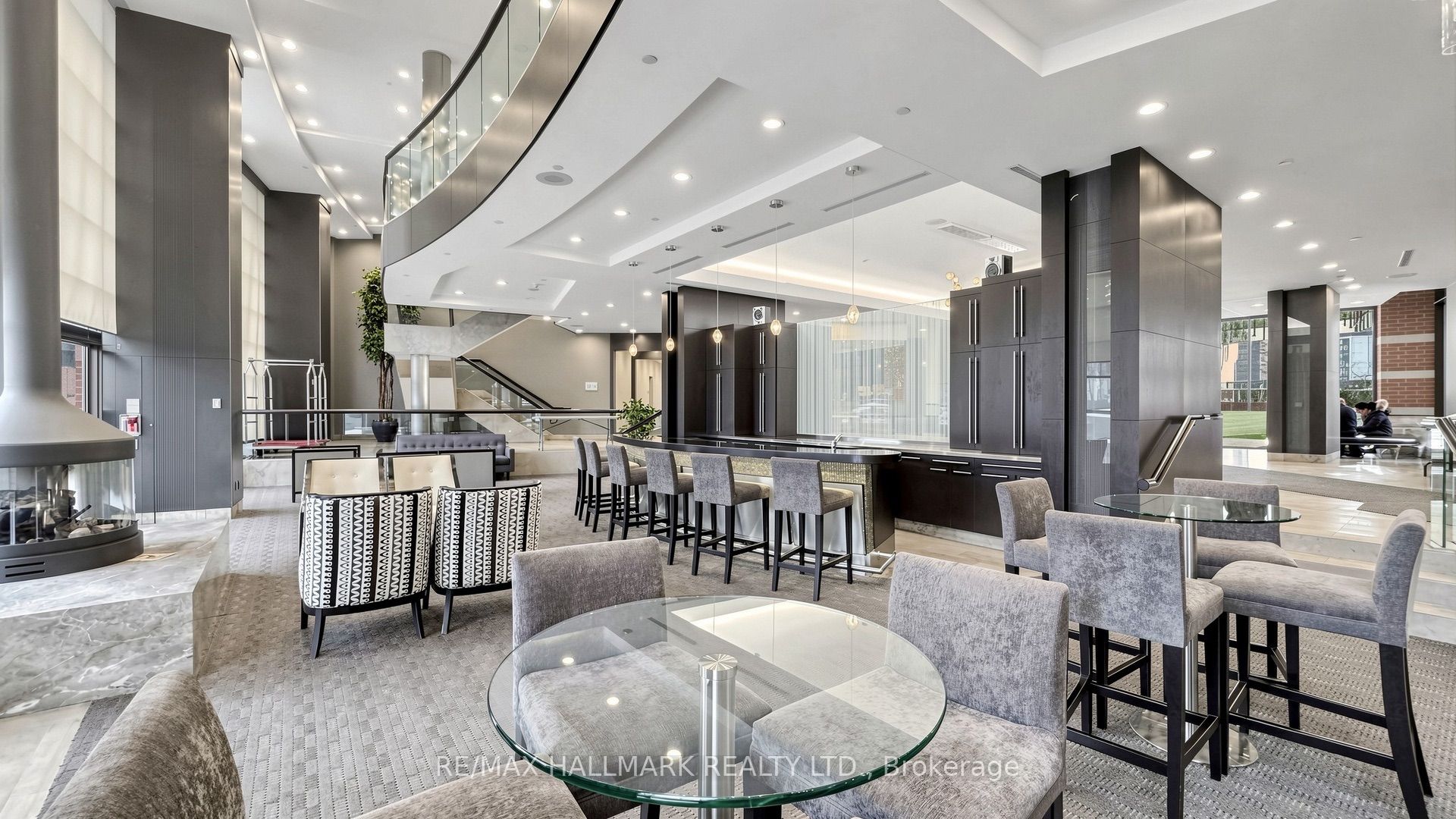33 Sheppard Avenue 2905, Toronto, ON M2N 7K1 photo 3
