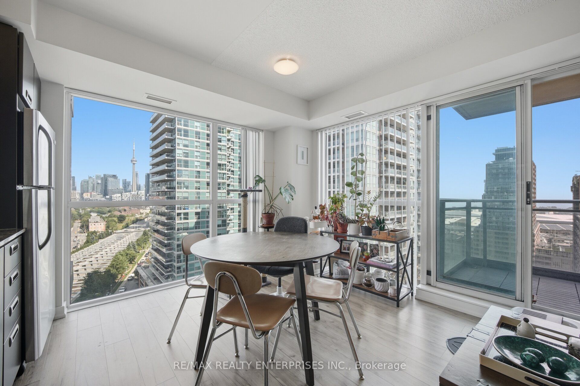 100 Western Battery Road 1610, Toronto, ON M6K 3S2 photo 3