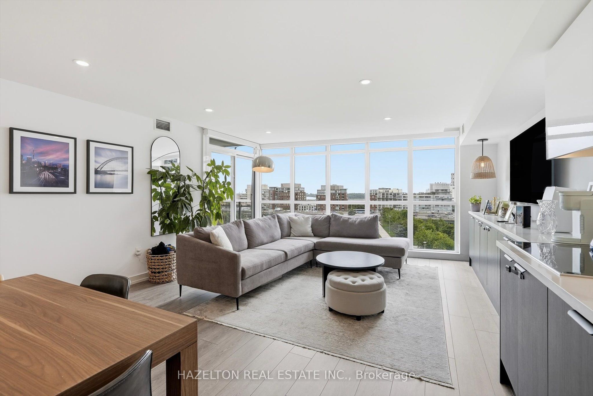 151 Dan Leckie Way 858, Toronto, ON M5V 4B2 photo 5