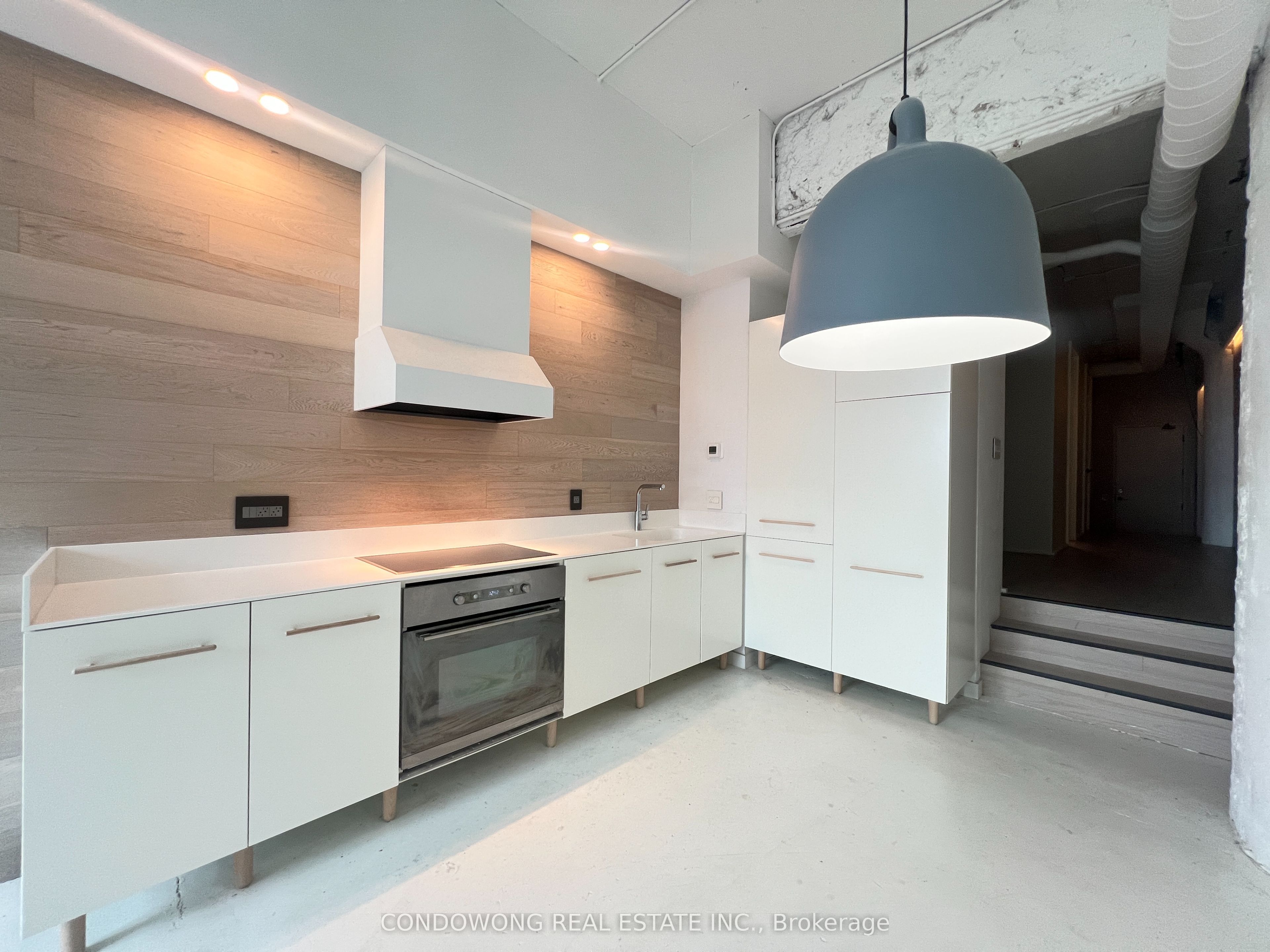 155 Dalhousie Street 1037, Toronto, ON M5B 2P7 photo 4