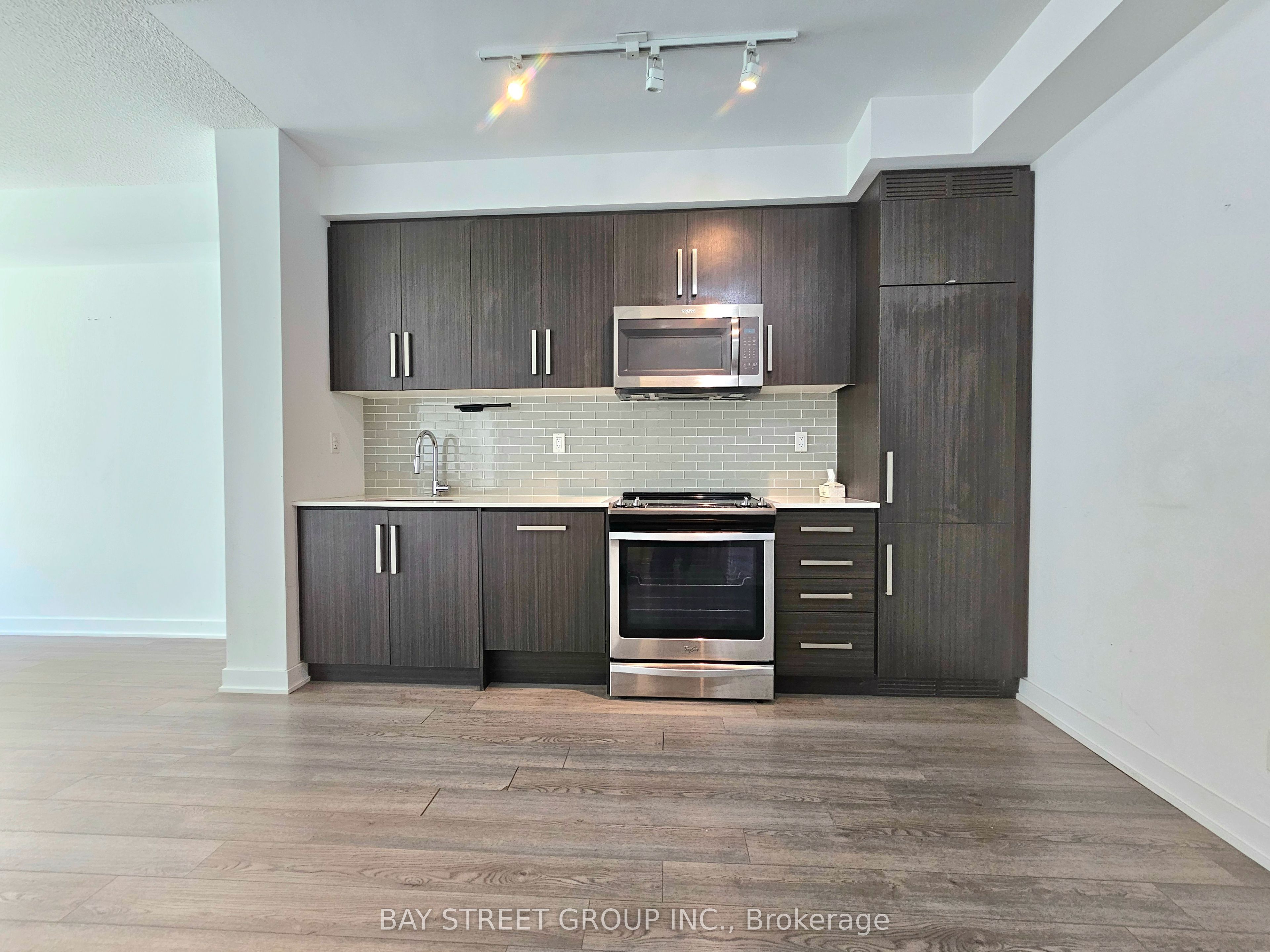 5180 Yonge Street 509, Toronto, ON M2N 0K5 photo 3