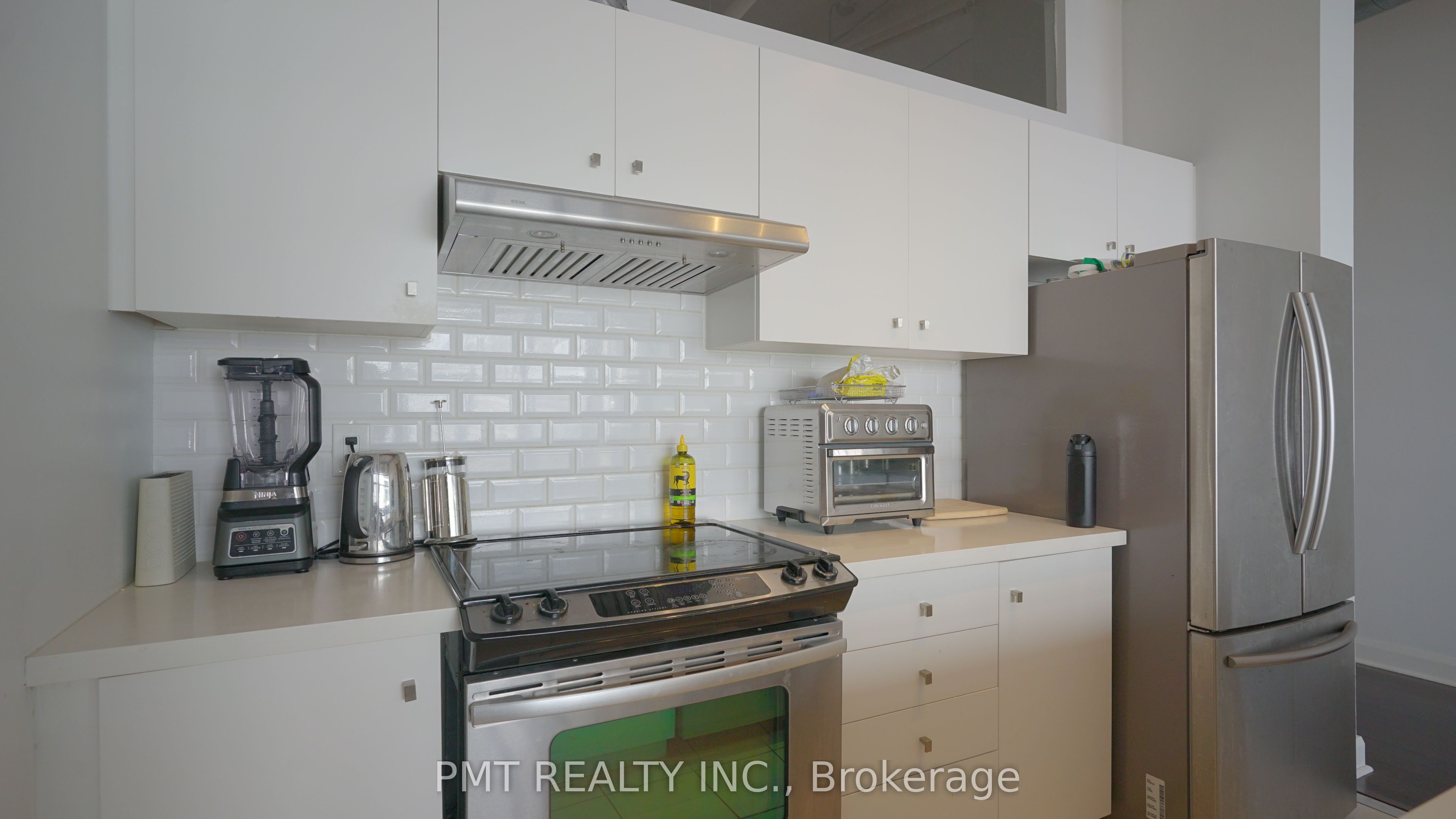 700 King Street W 208, Toronto, ON M5V 2Y6 photo 5