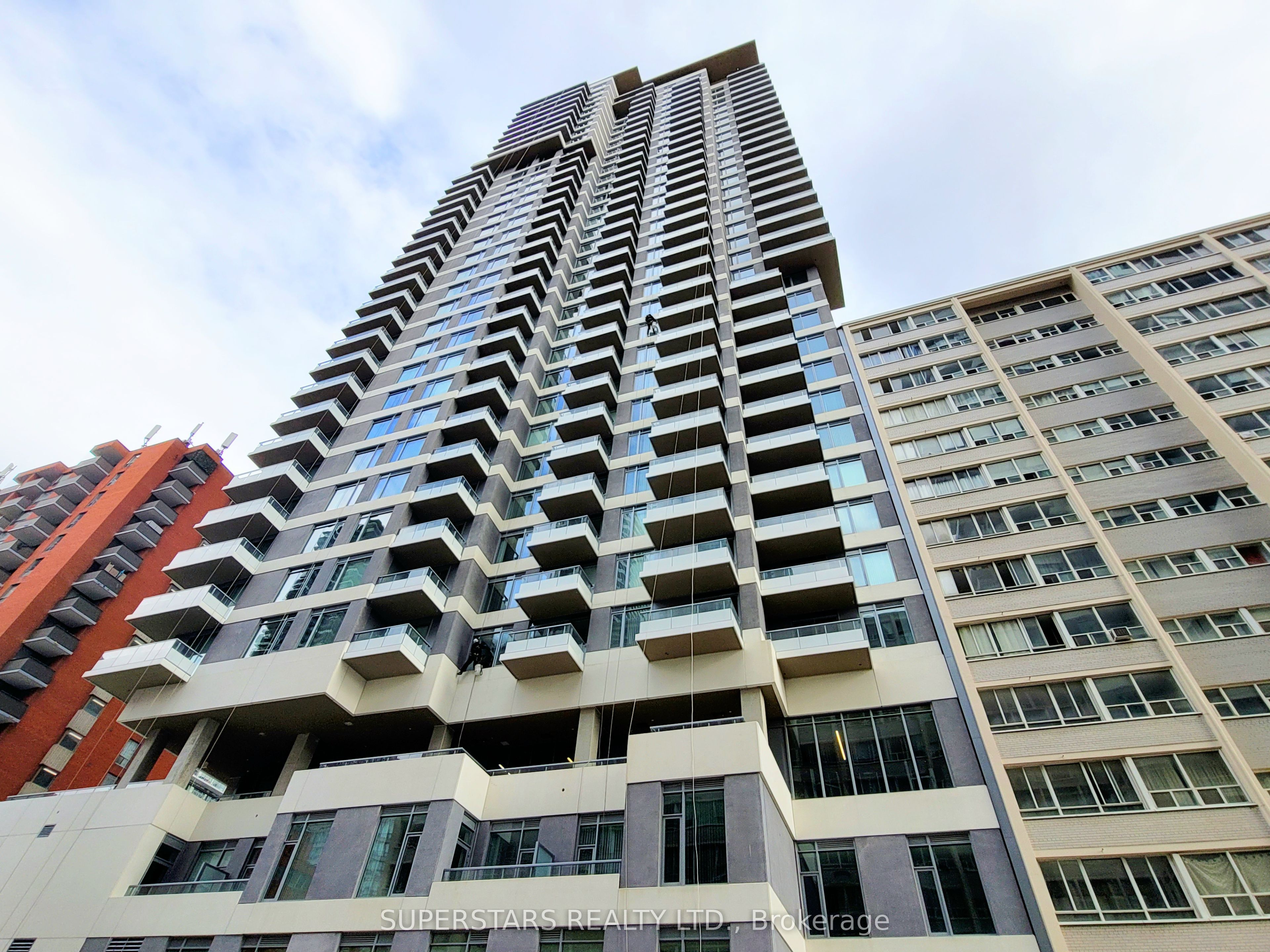 50 Dunfield Avenue 814, Toronto, ON M4S 0E4 photo 2