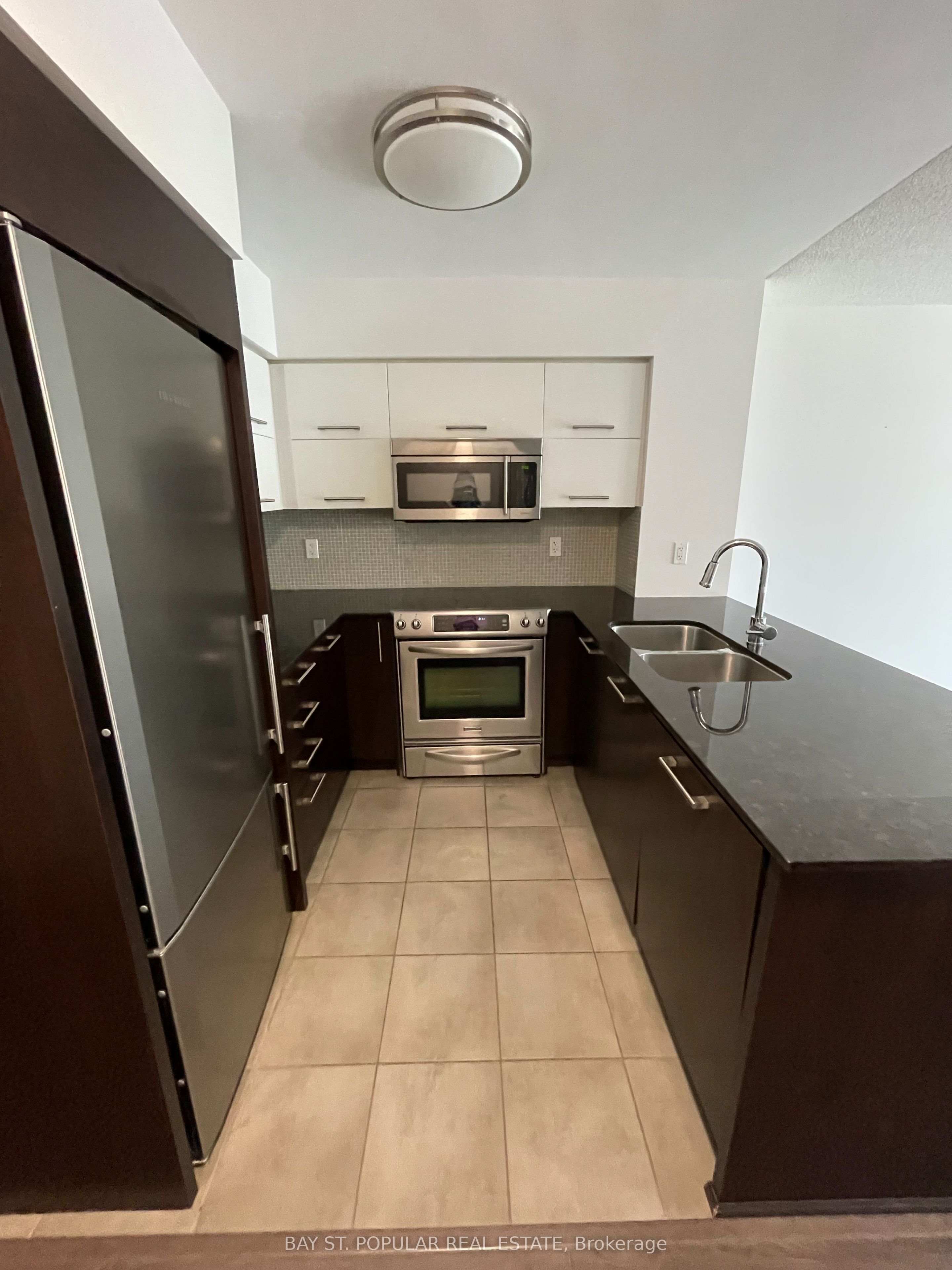 5162 Yonge Street 611, Toronto, ON M2N 5P6 photo 2