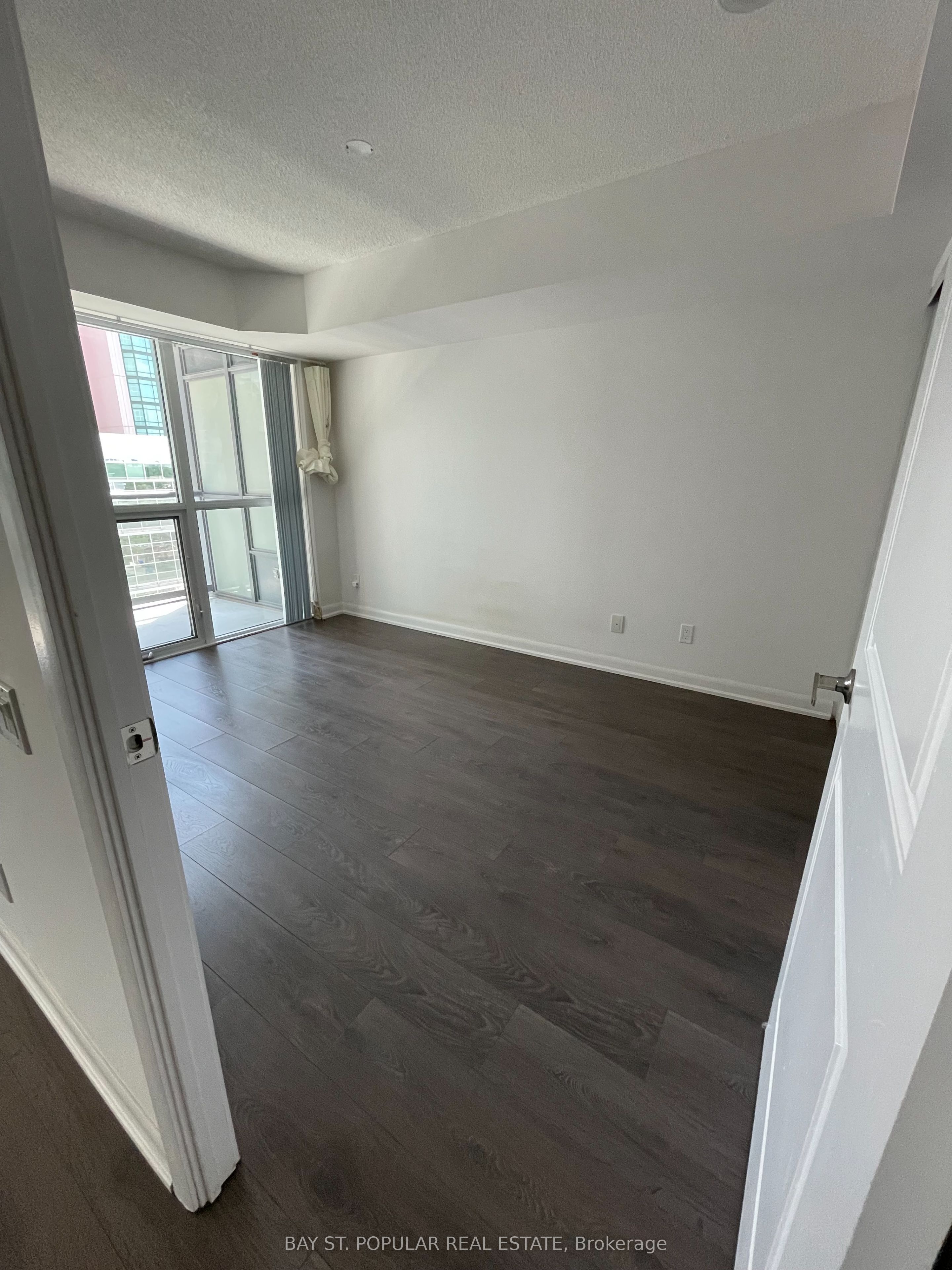 5162 Yonge Street 611, Toronto, ON M2N 5P6 photo 5