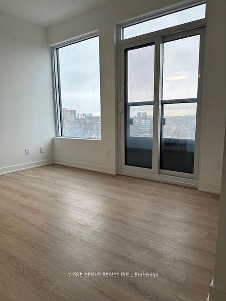 319 Jarvis Street 712, Toronto, ON M5B 2C2 photo 4