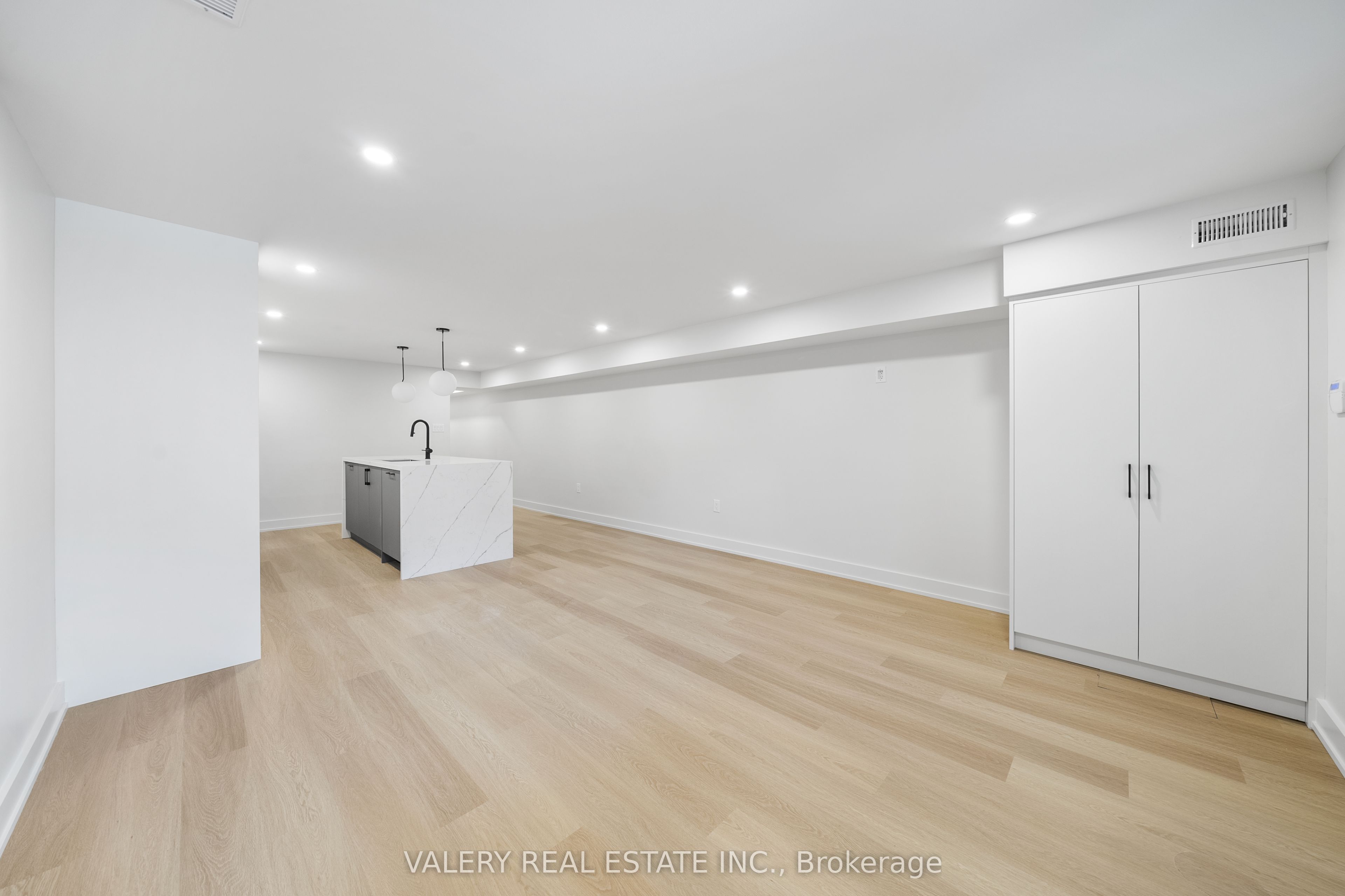 84 Argyle Street UNIT 1, Toronto, ON M6J 1N9 photo 5