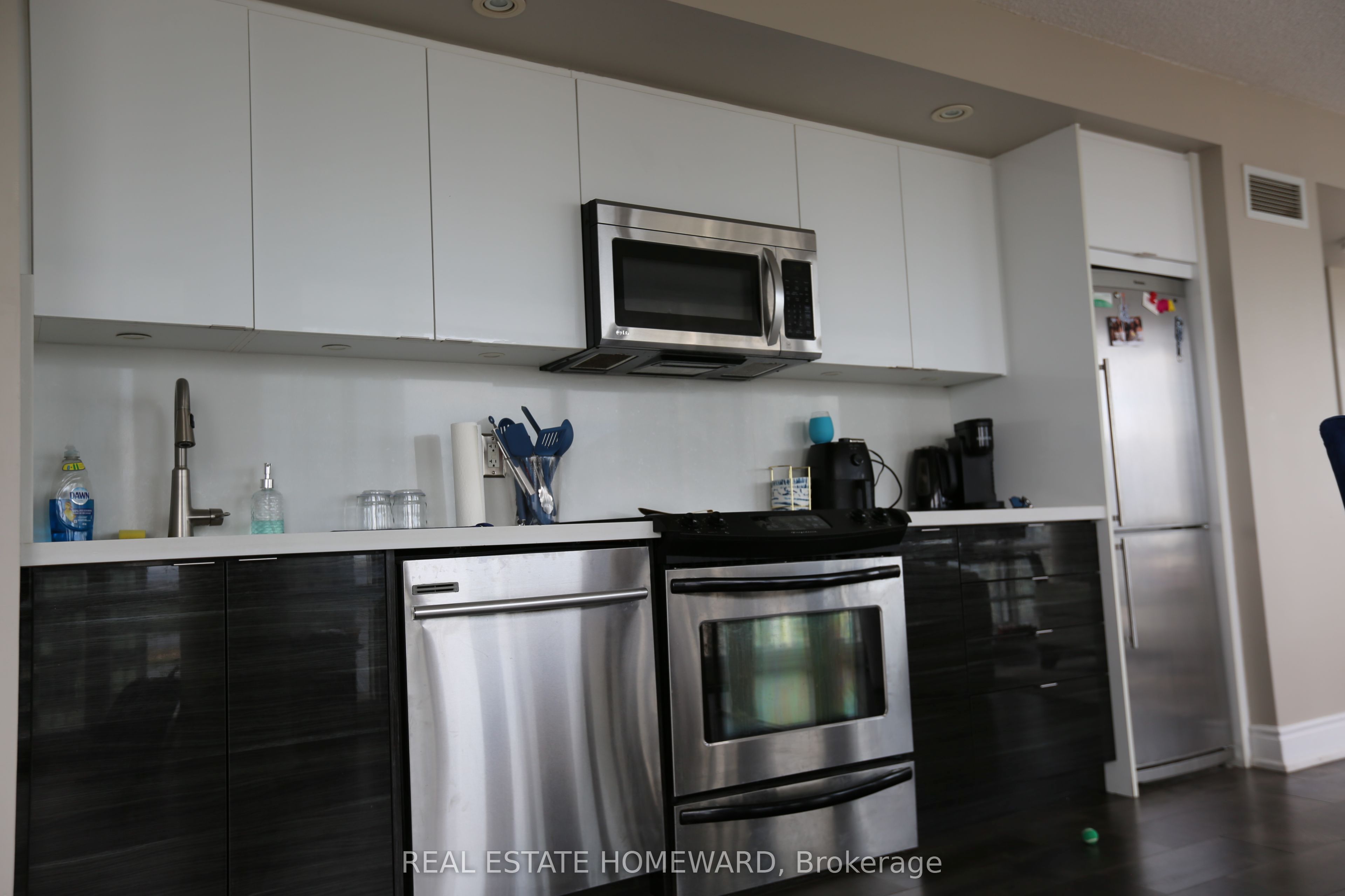 25 Telegram Mews 3506, Toronto, ON M5V 3Z1 photo 5