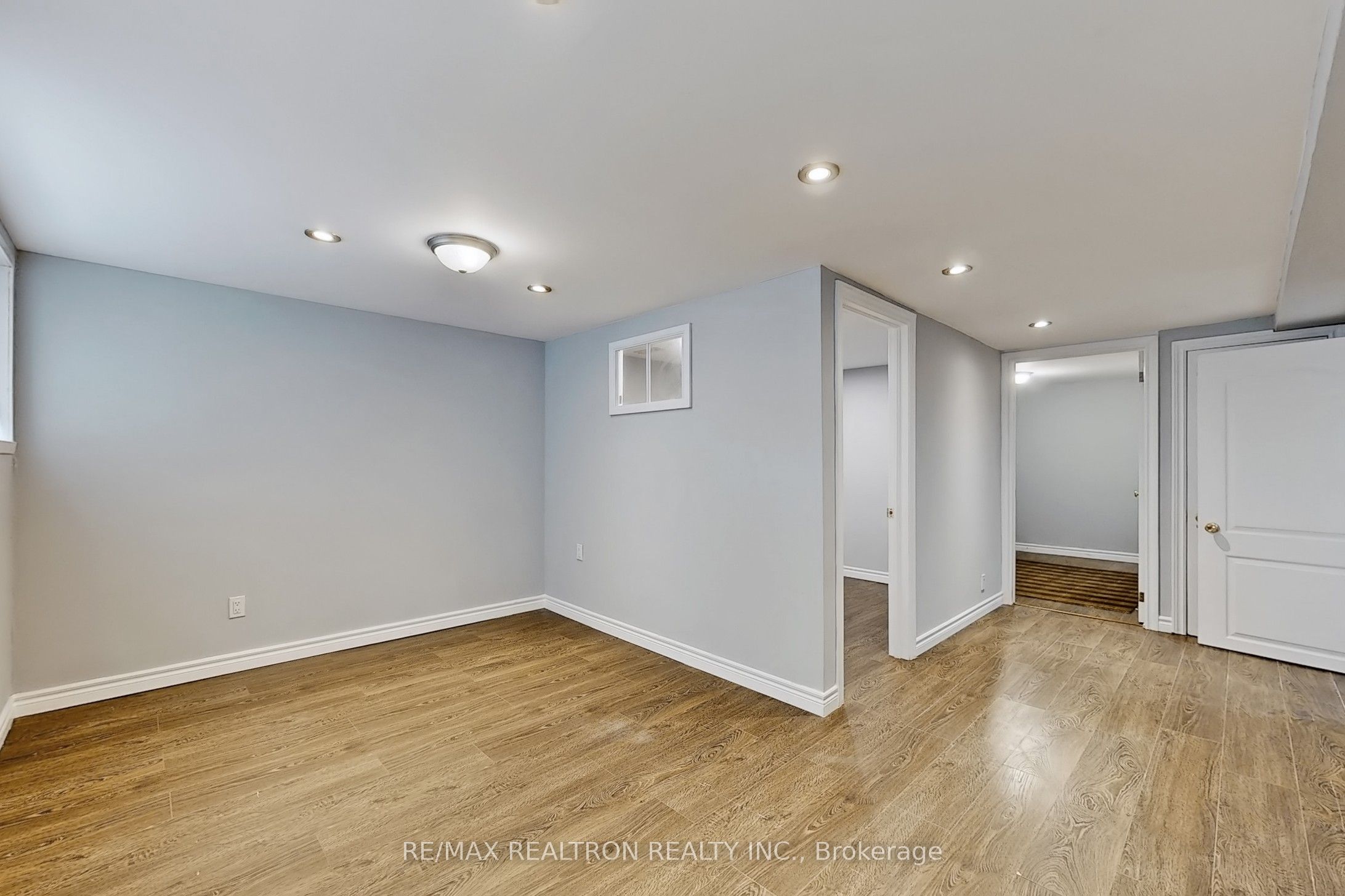 55 Danby Avenue Basement, Toronto, ON M3H 2J4 photo 3