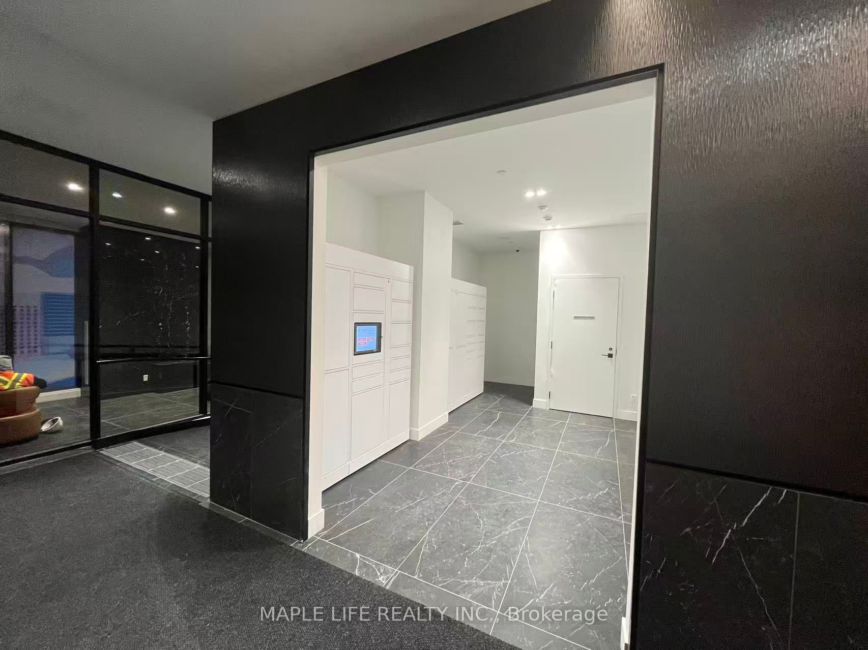 308 Jarvis Street 1909, Toronto, ON M5B 0E3 photo 5