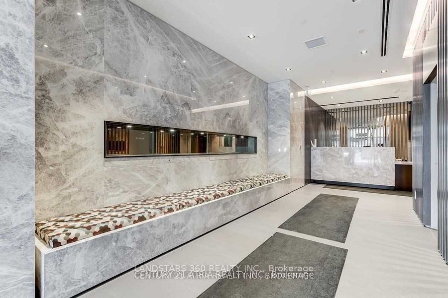 215 Queen Street W 1708, Toronto, ON M5V 0P5 photo 3