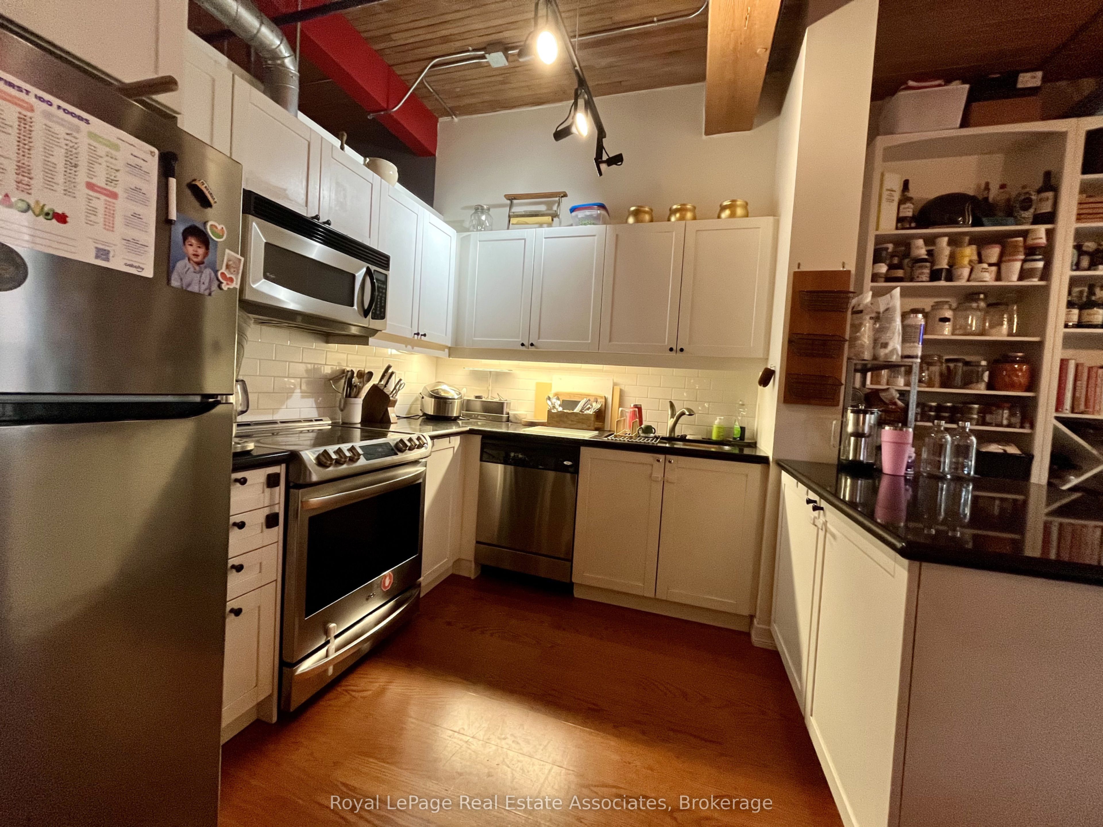 955 Queen Street W 323, Toronto, ON M6J 3X5 photo 5
