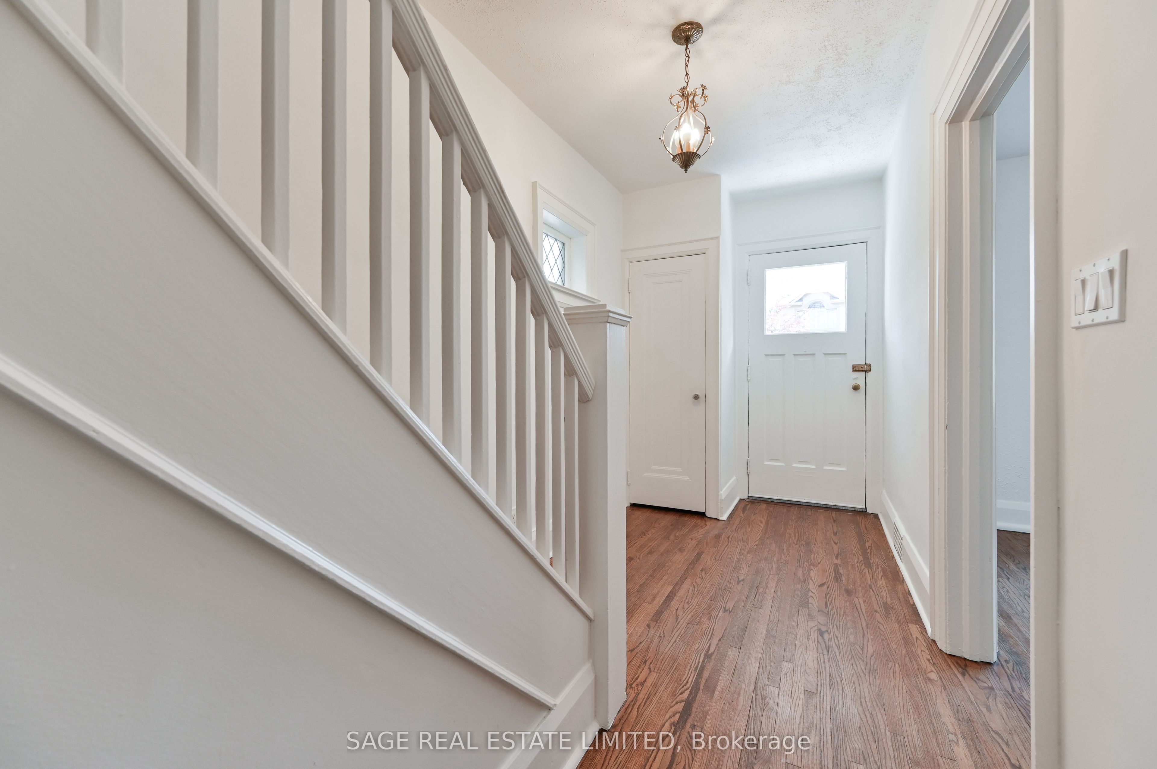 152 Manor Road E, Toronto, ON M4S 1R6 photo 3