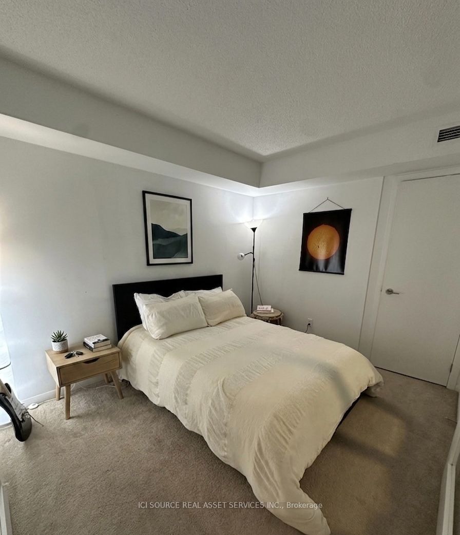 209 Fort York Boulevard 457, Toronto, ON M5V 4A1 photo 2