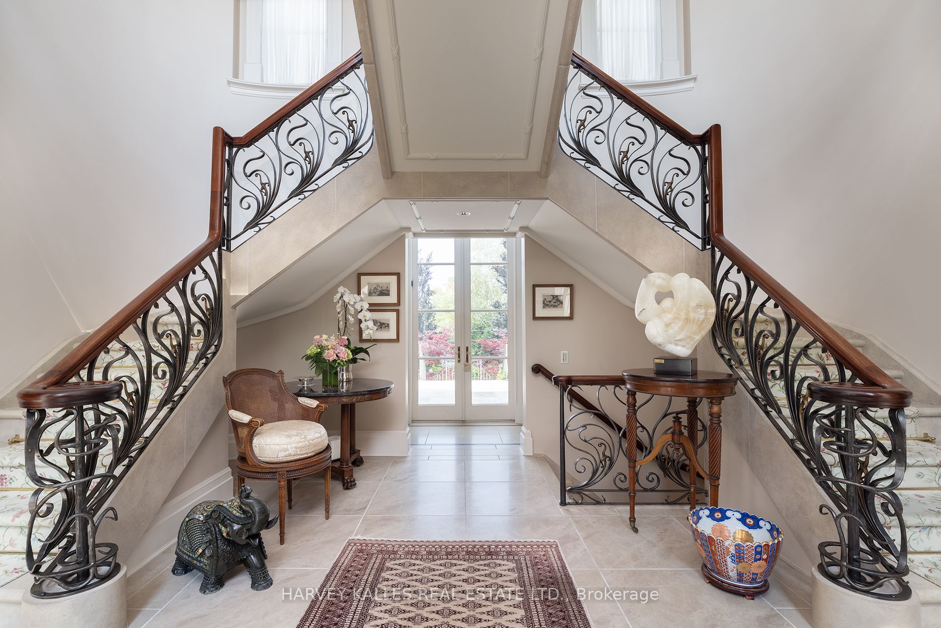 173 Dunvegan Road, Toronto, ON M5P 2P1 photo 2