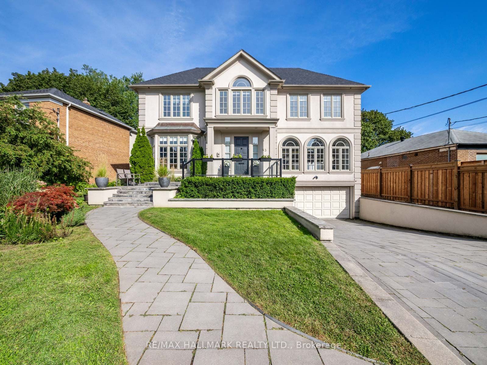 43 Prince Charles Drive, Toronto, ON M6A 2H4