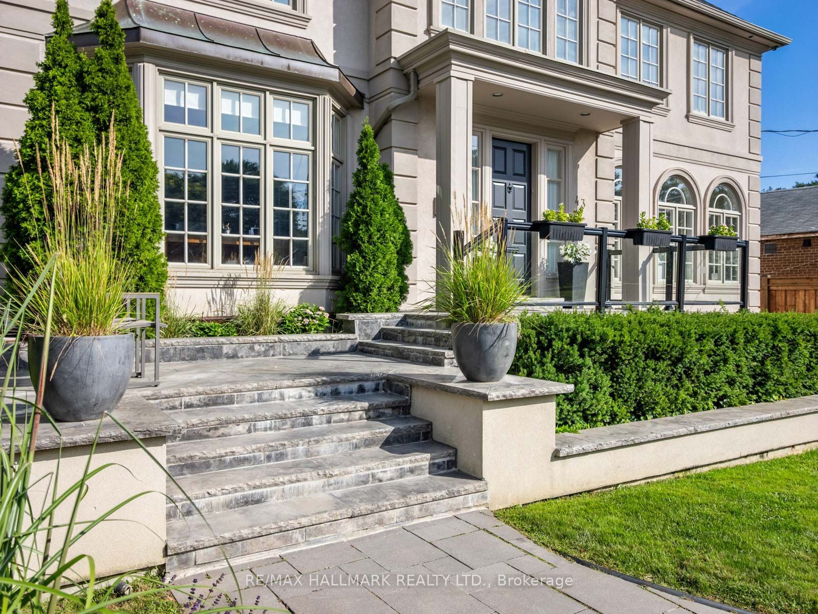 43 Prince Charles Drive, Toronto, ON M6A 2H4 photo 2