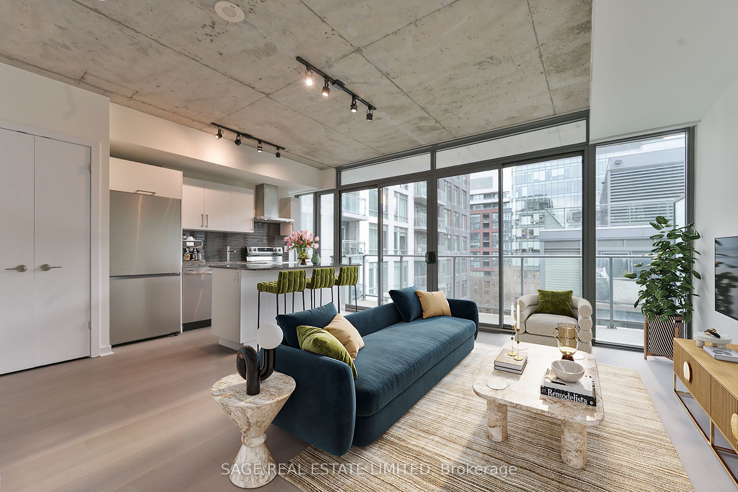 95 Bathurst Street 914, Toronto, ON M5V 0H7 photo 3