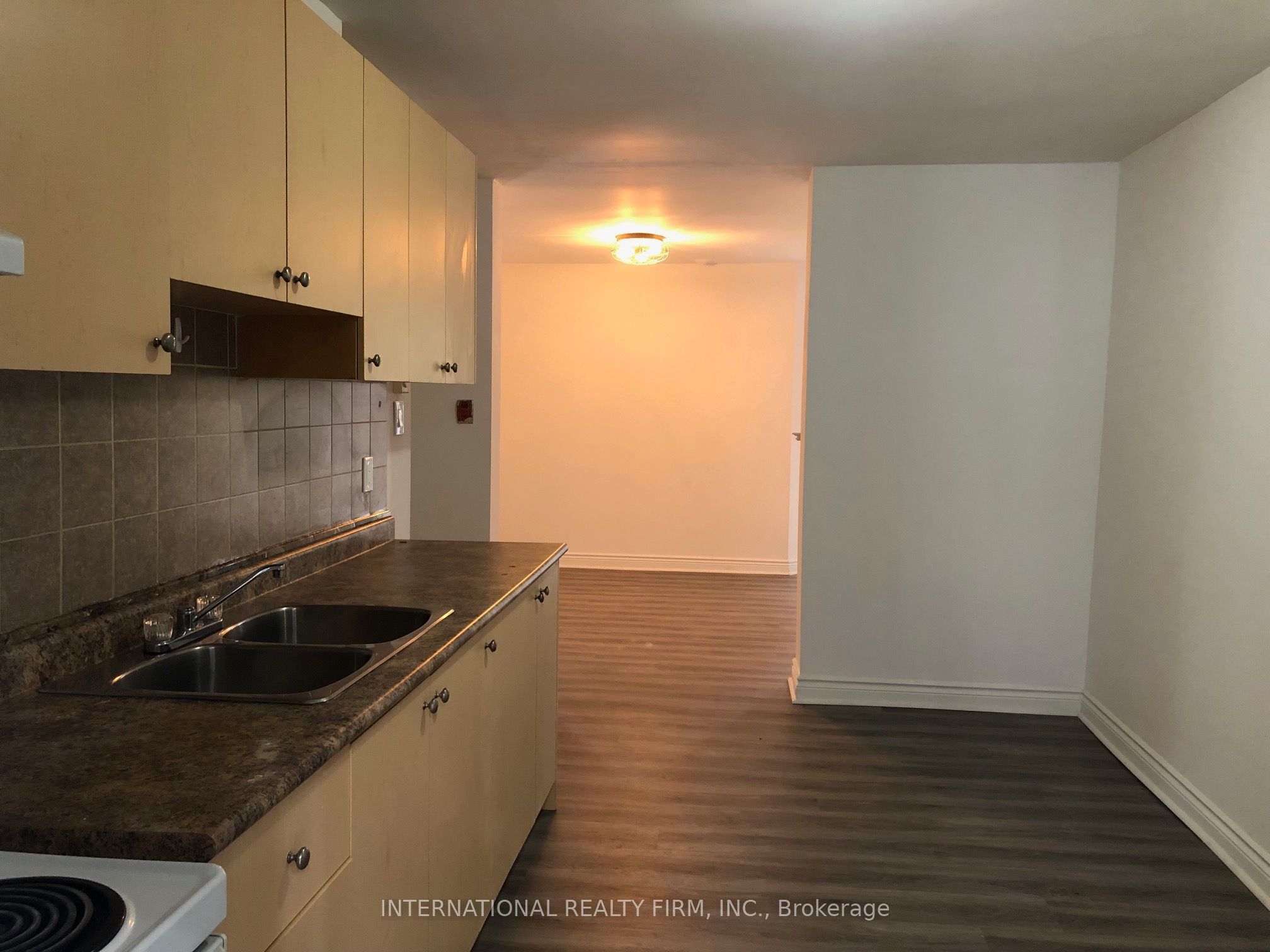 274 George Street 2A, Toronto, ON M5A 2N1 photo 4
