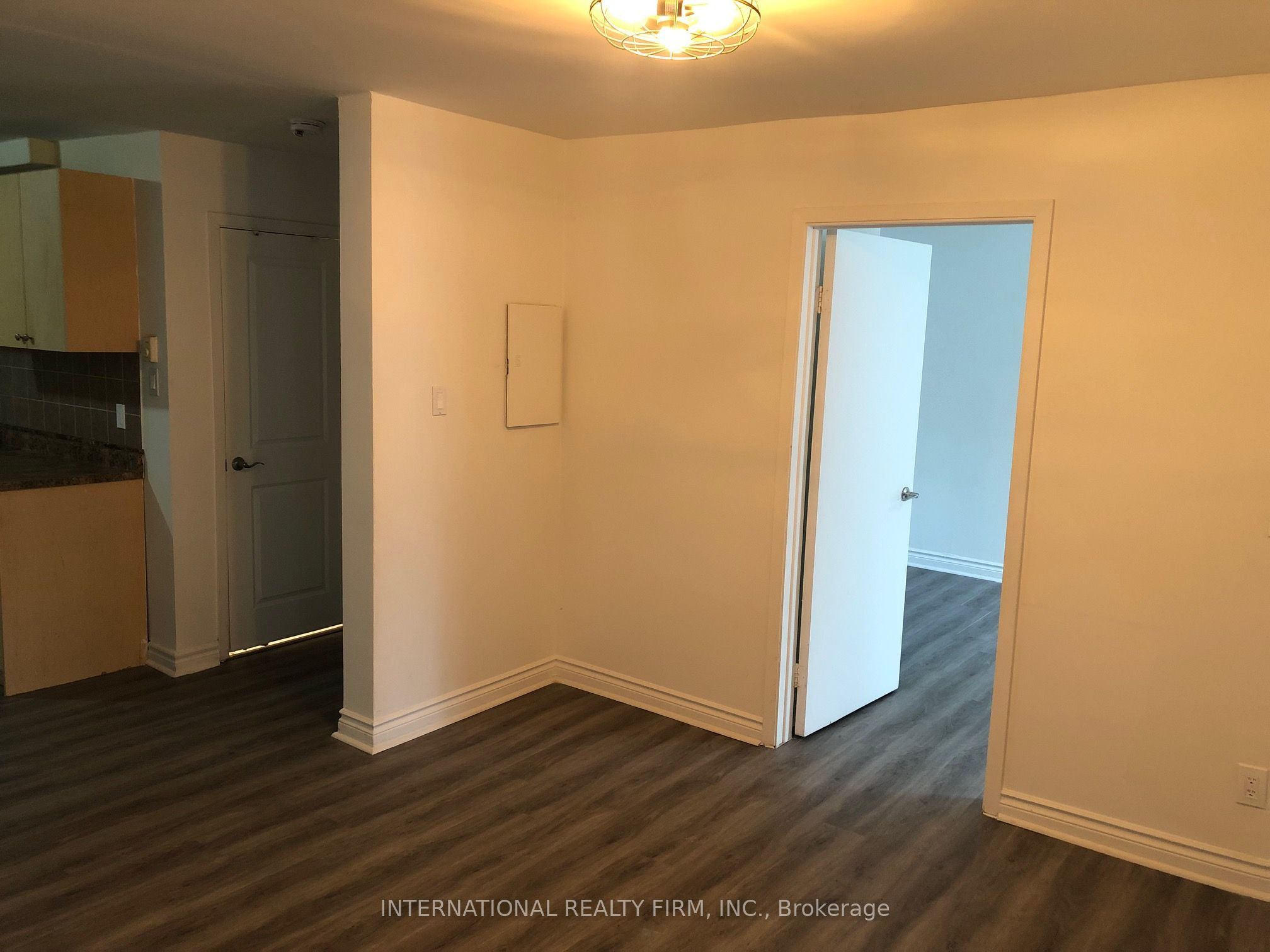 274 George Street 2A, Toronto, ON M5A 2N1 photo 5