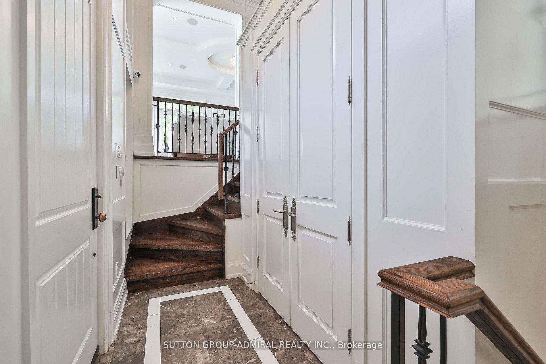 137 Florence Avenue, Toronto, ON M2N 1G2 photo 3