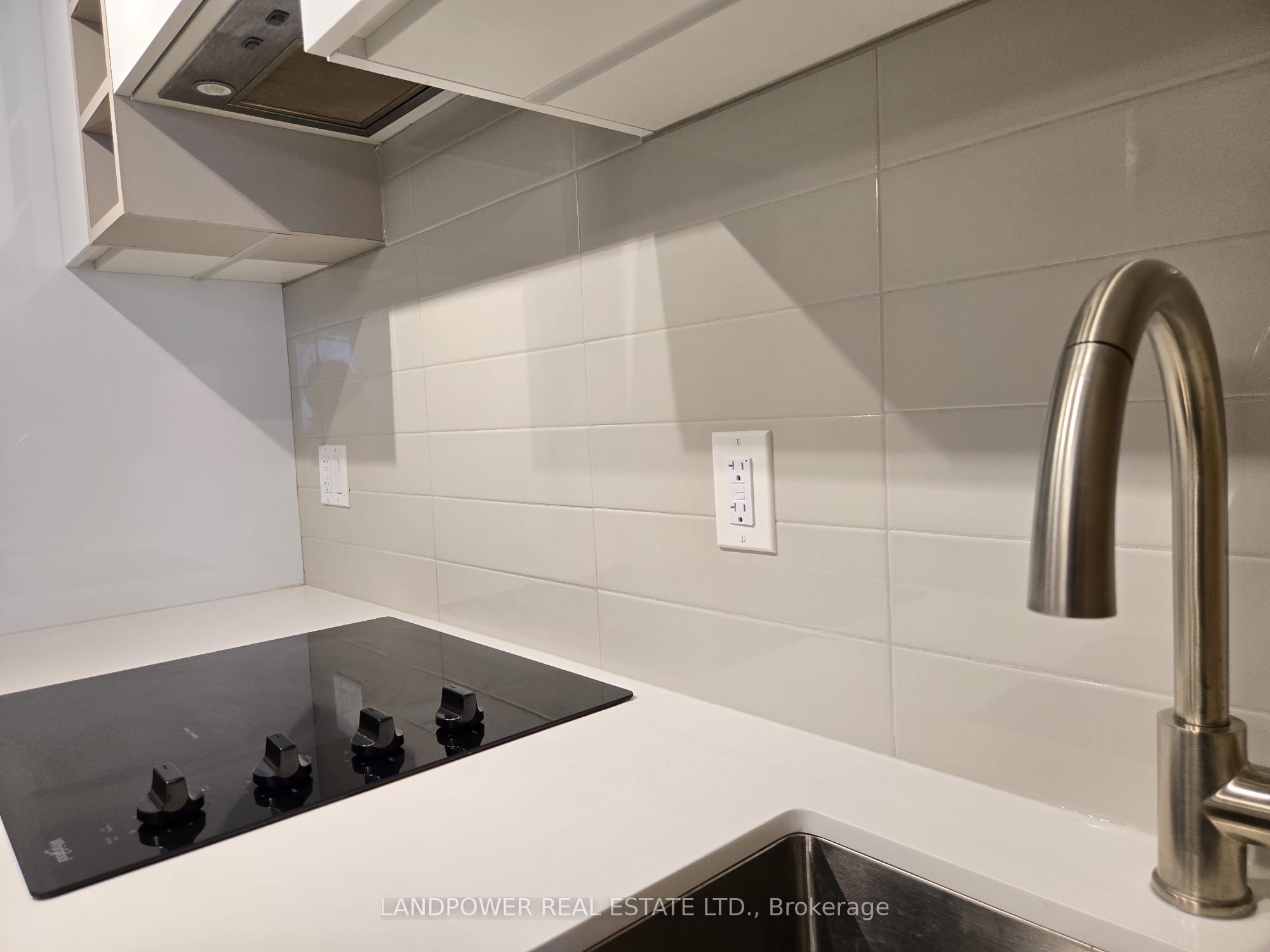 319 Jarvis Street 1909, Toronto, ON M5B 0C8 photo 4