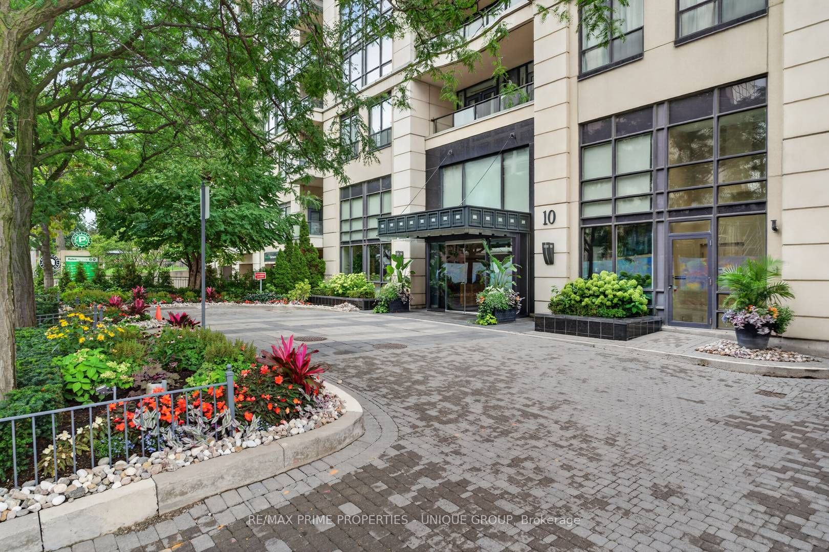 10 Delisle Avenue 317, Toronto, ON M4V 3C6