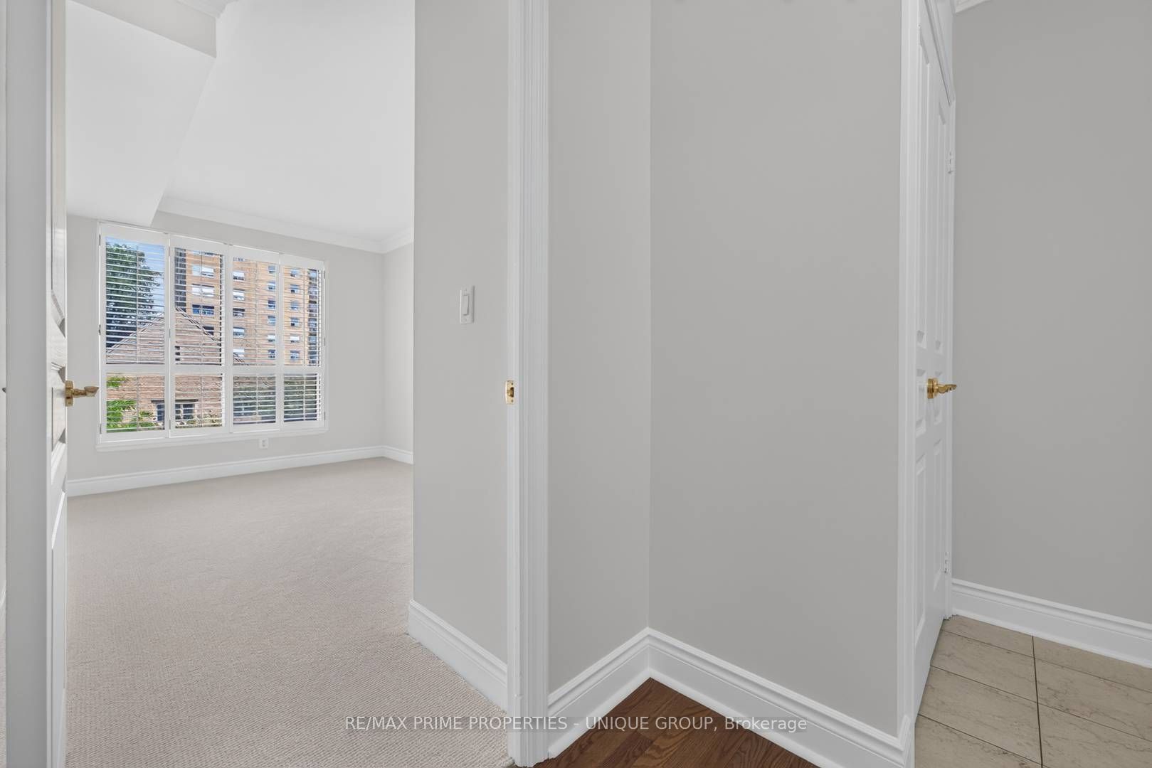 10 Delisle Avenue 317, Toronto, ON M4V 3C6 photo 4