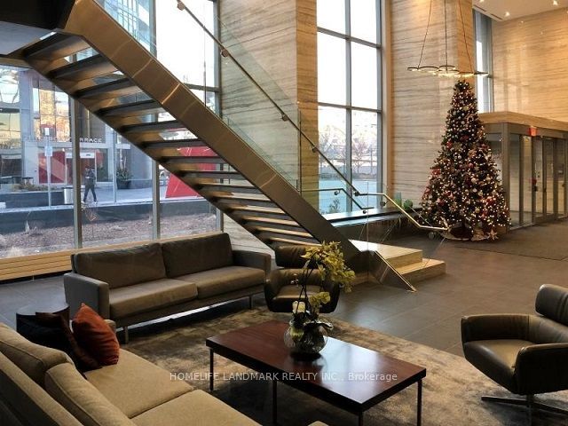 15 Iceboat Terrace 1609, Toronto, ON M5V 4A5 photo 3
