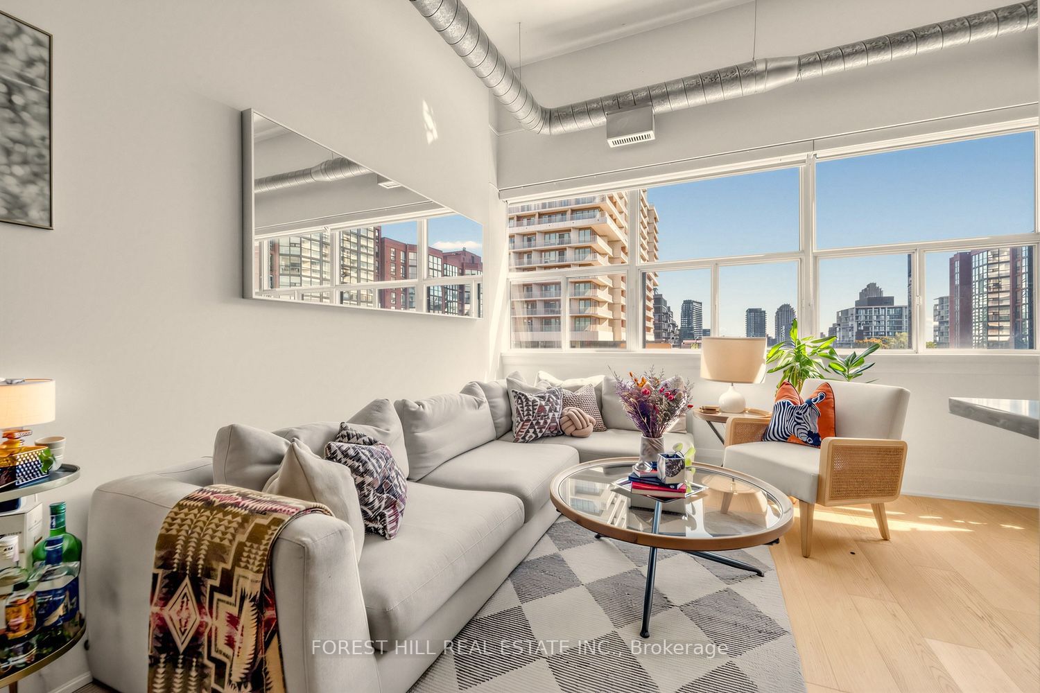 700 King Street W 518, Toronto, ON M5V 2Y6 photo 4