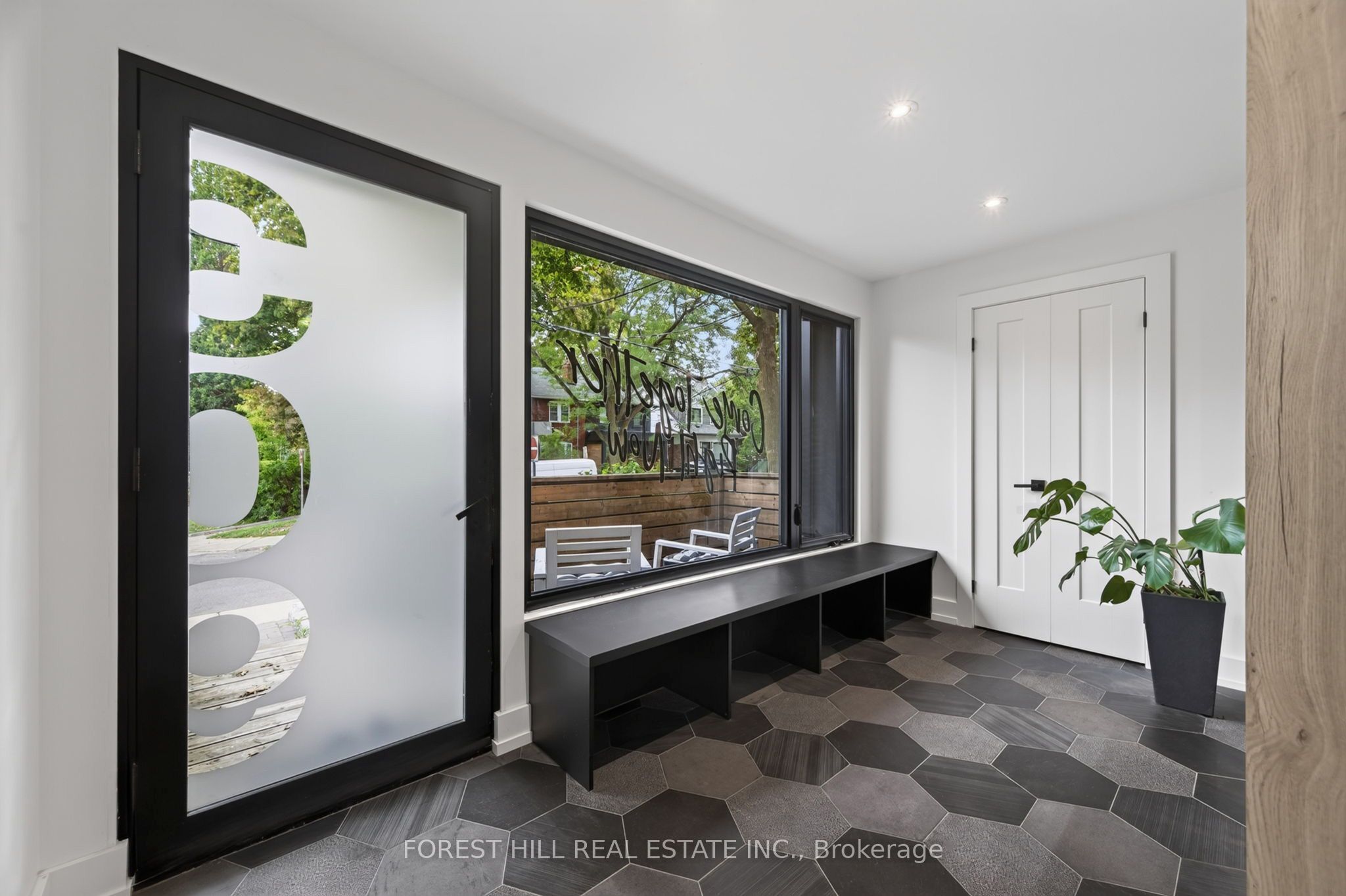 309 Wychwood Avenue, Toronto, ON M6C 2T6 photo 4