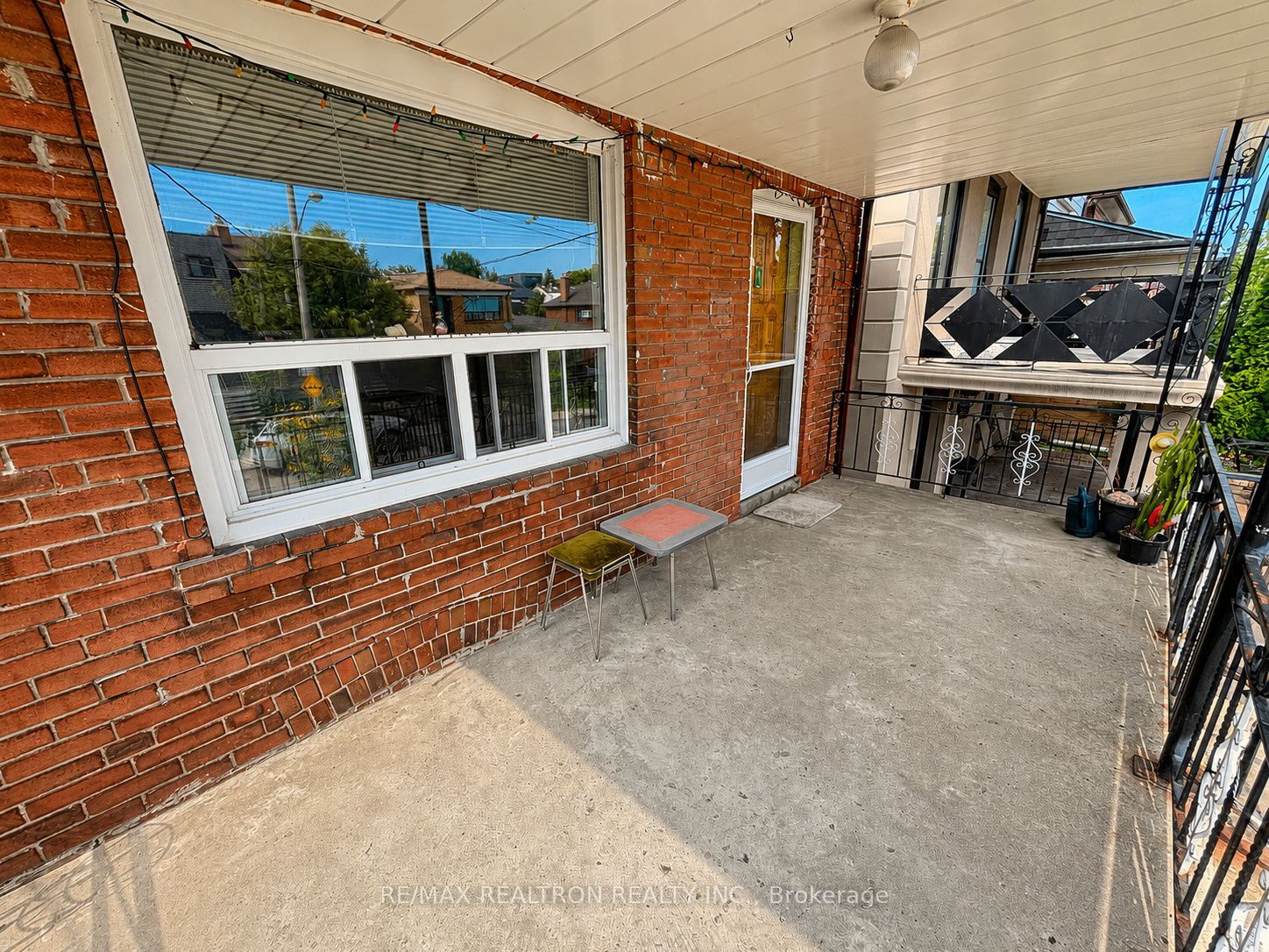 442 Northcliffe Boulevard, Toronto, ON M6E 3L2 photo 4