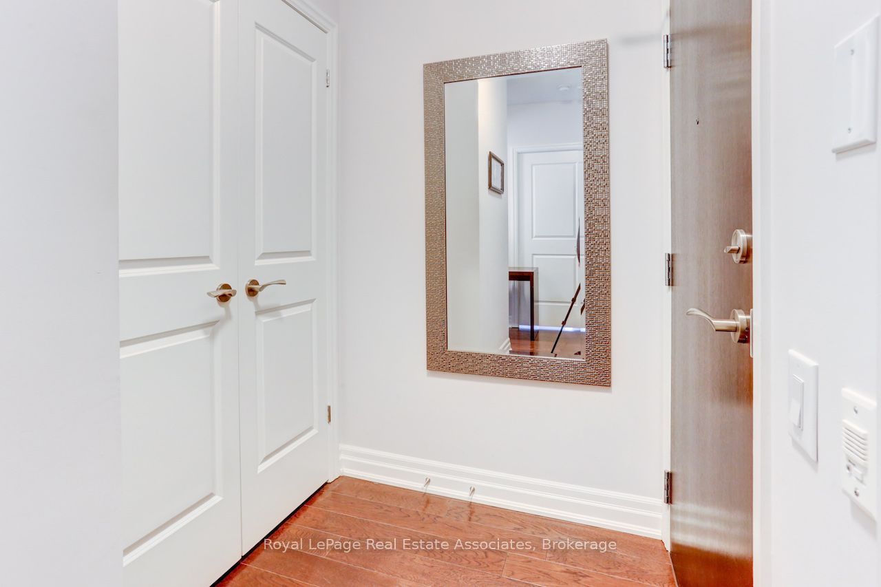 17 Ruddington Drive 402, Toronto, ON M2K 0A8 photo 3