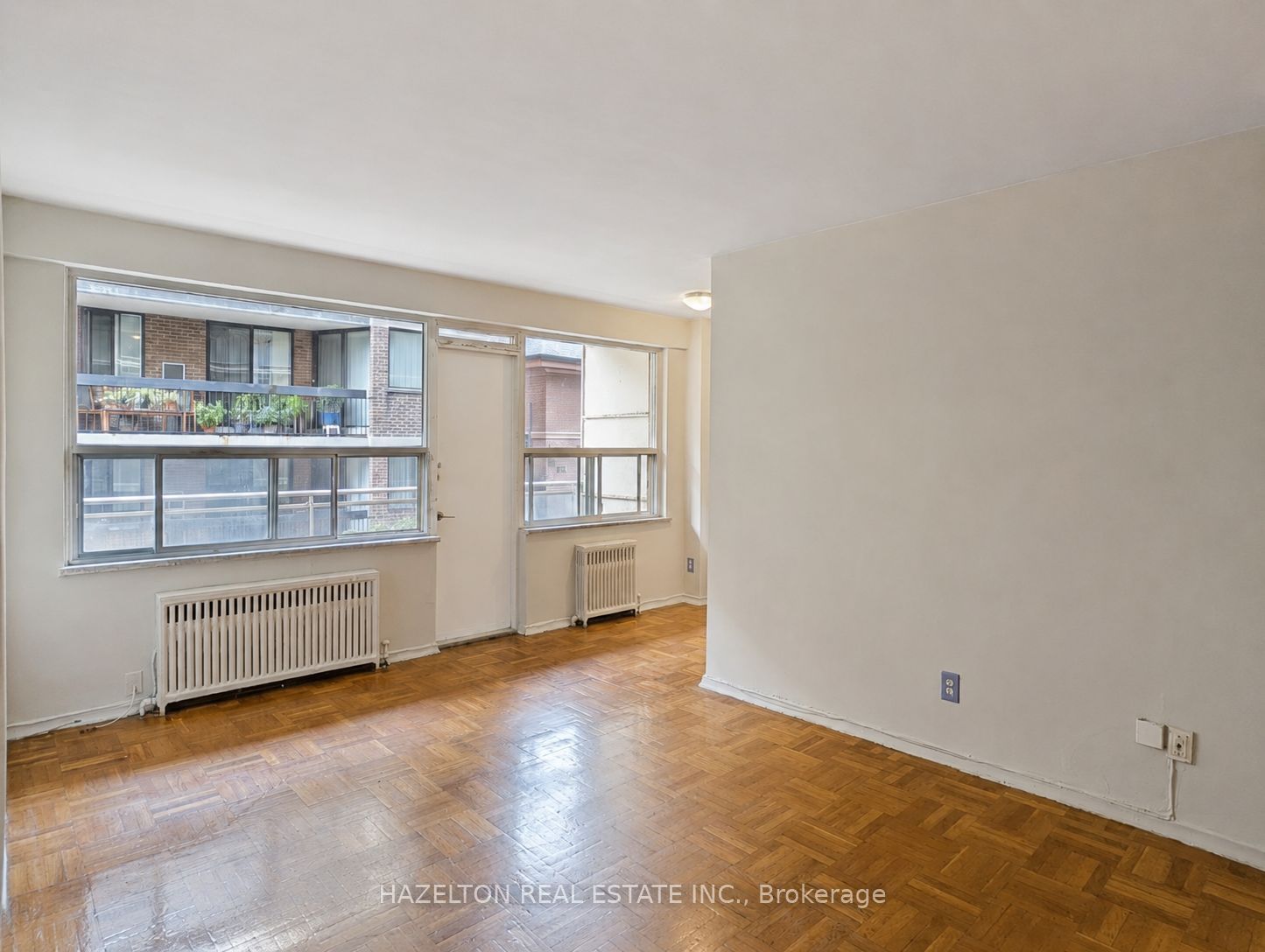 206 St George Street 105, Toronto, ON M5R 2N6 photo 3