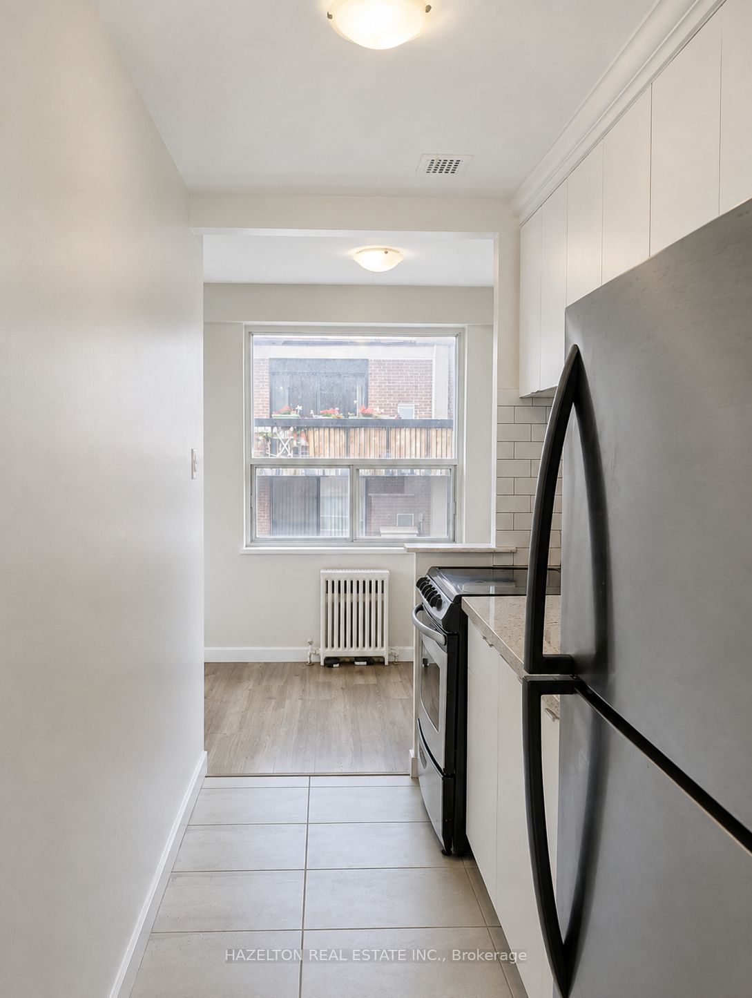 206 St George Street 306, Toronto, ON M5R 2N6 photo 4